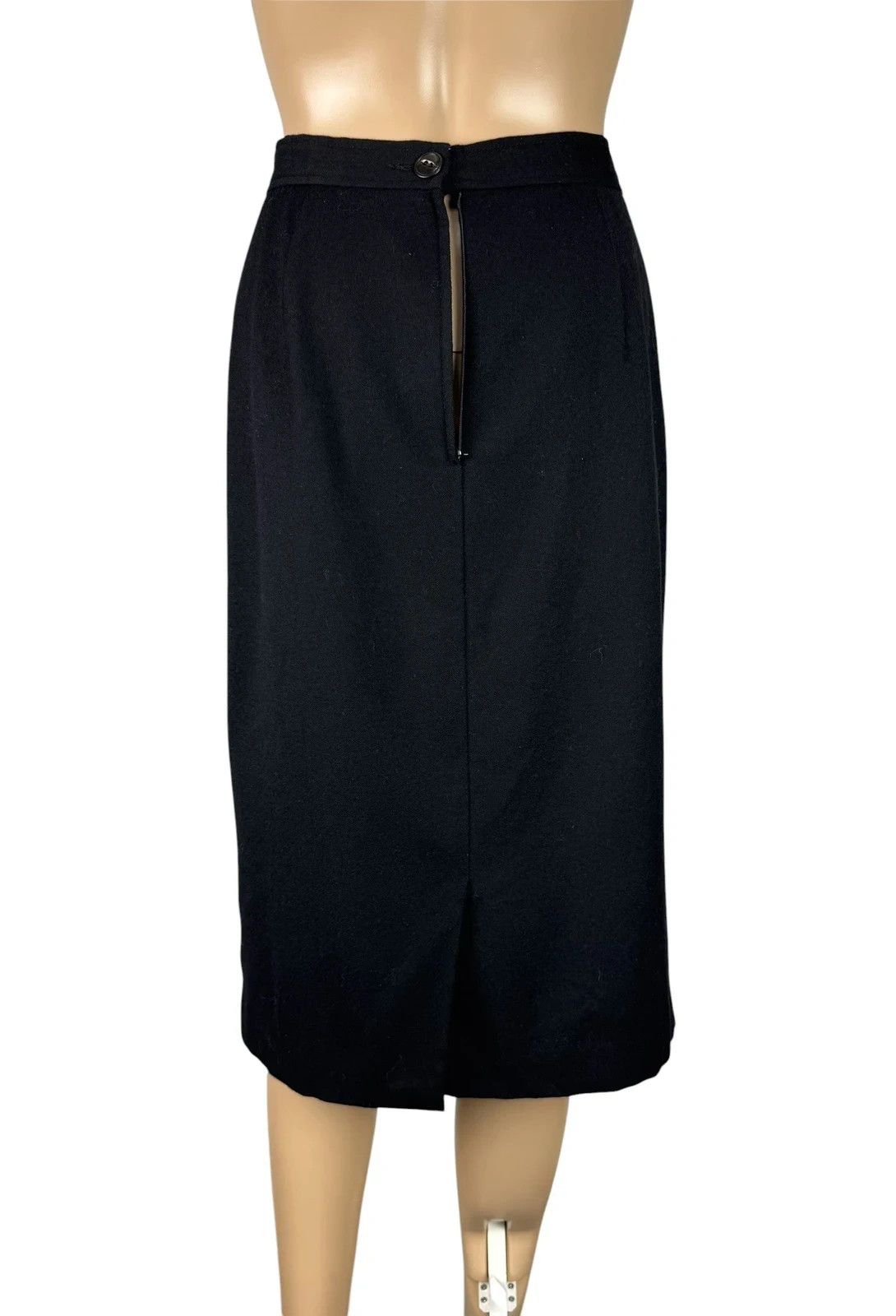 Valentino Valentino Vintage Skirt Knee-Length Wool size 16 Size 34" / US 12 / IT 48 - 11 Thumbnail