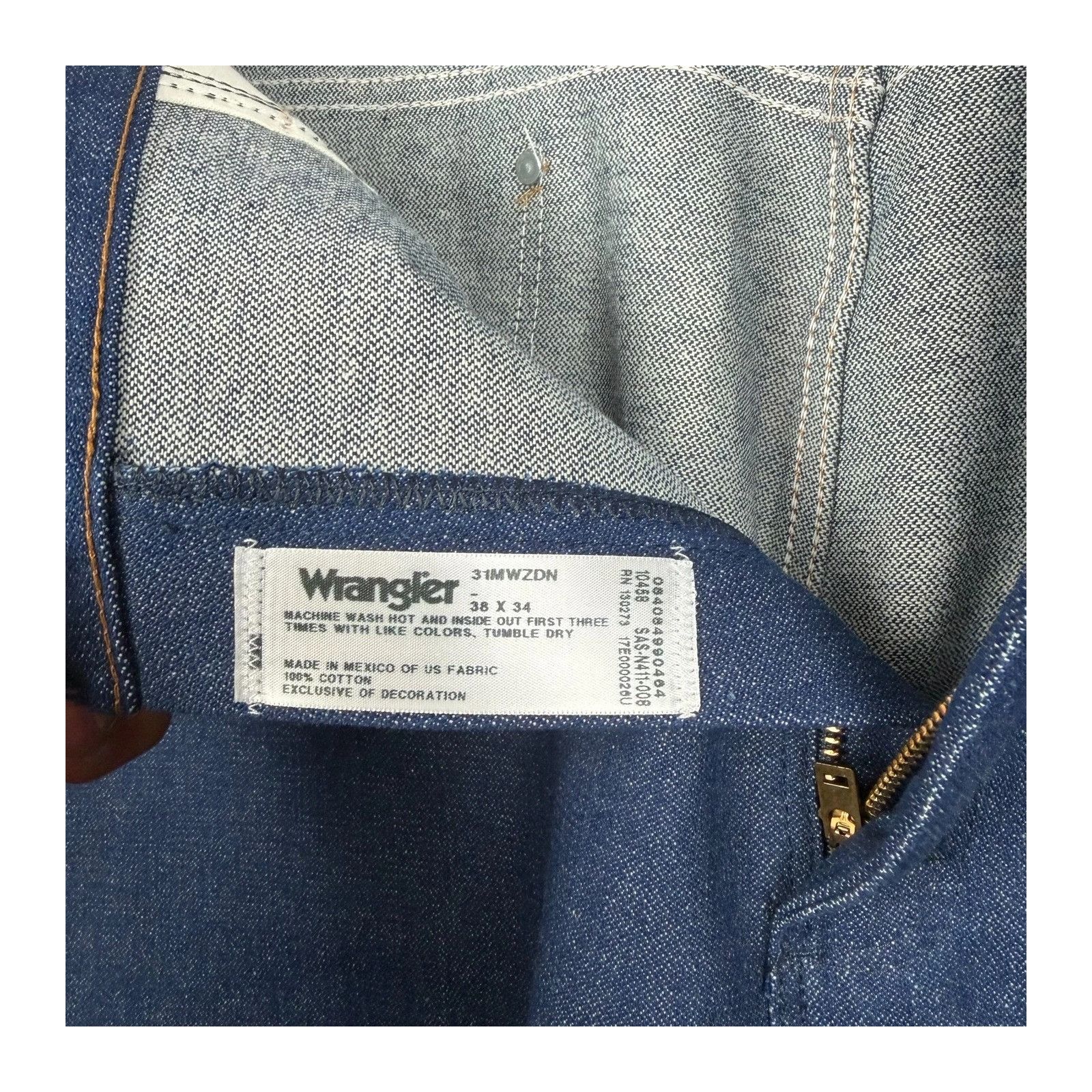 Wrangler Wrangler Relaxed Fit 38x34 Men's Denim Jeans 31MWZDN Rigid Size US 38 / EU 54 - 2 Thumbnail