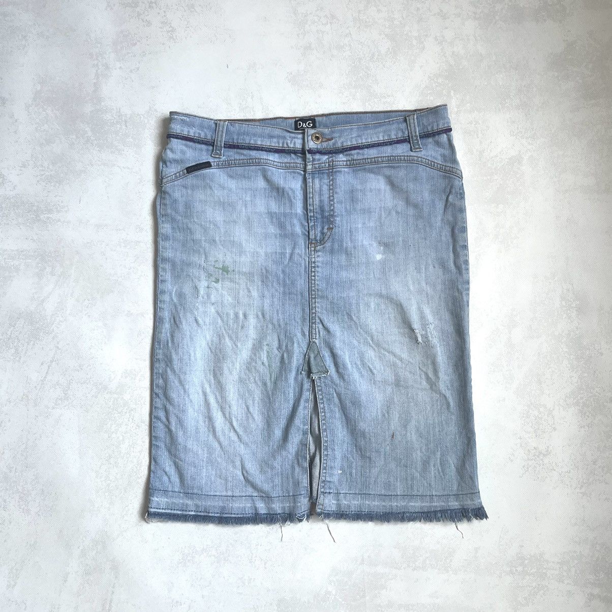 Dolce & Gabbana Vintage Denim Dolce and Gabana midi Skirt Dg Size 30" / US 8 / IT 44 - 1 Thumbnail