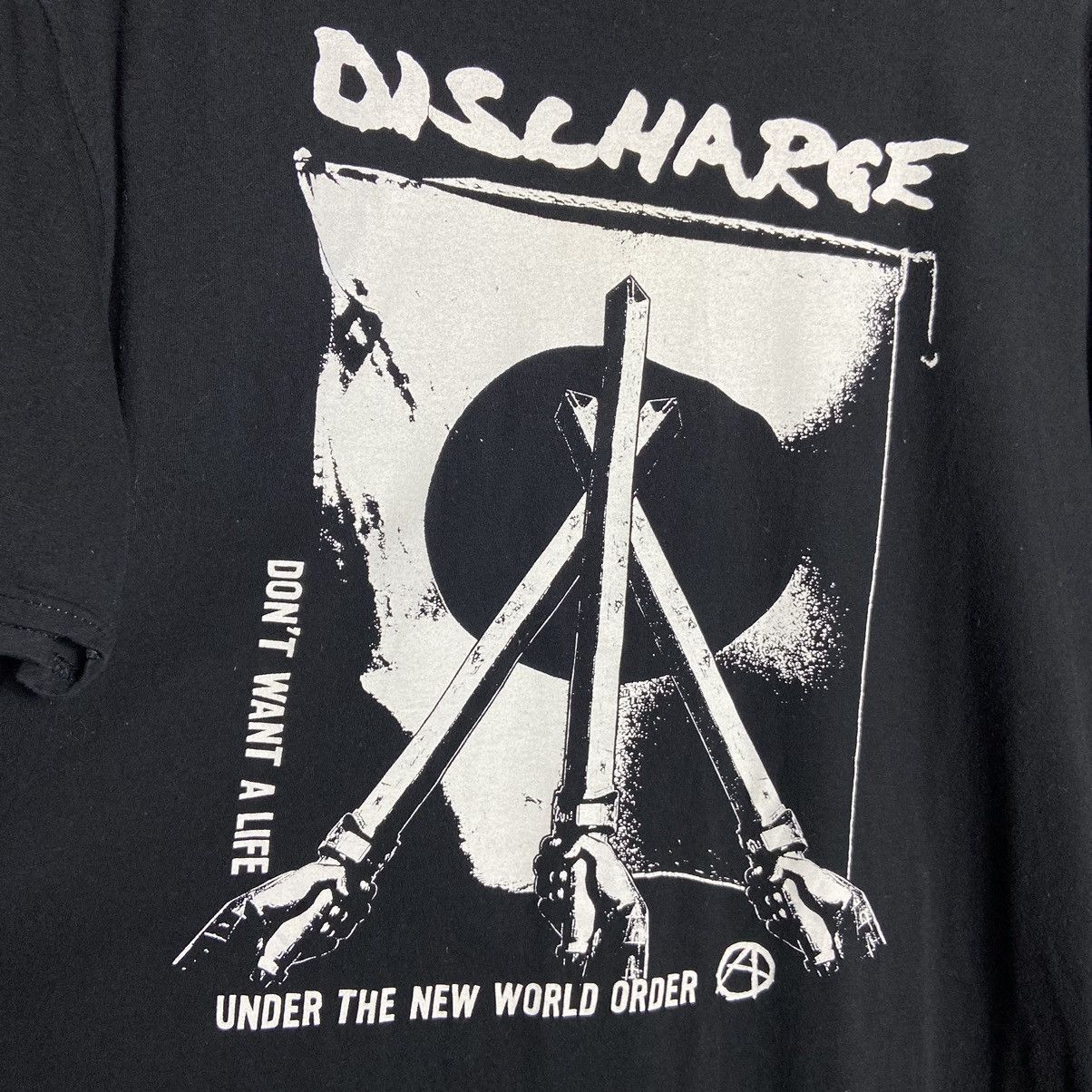 Band Tees Vintage 00s Discharge Punk Band Tee / Hardcore Size US XXL / EU 58 / 5 - 2 Thumbnail