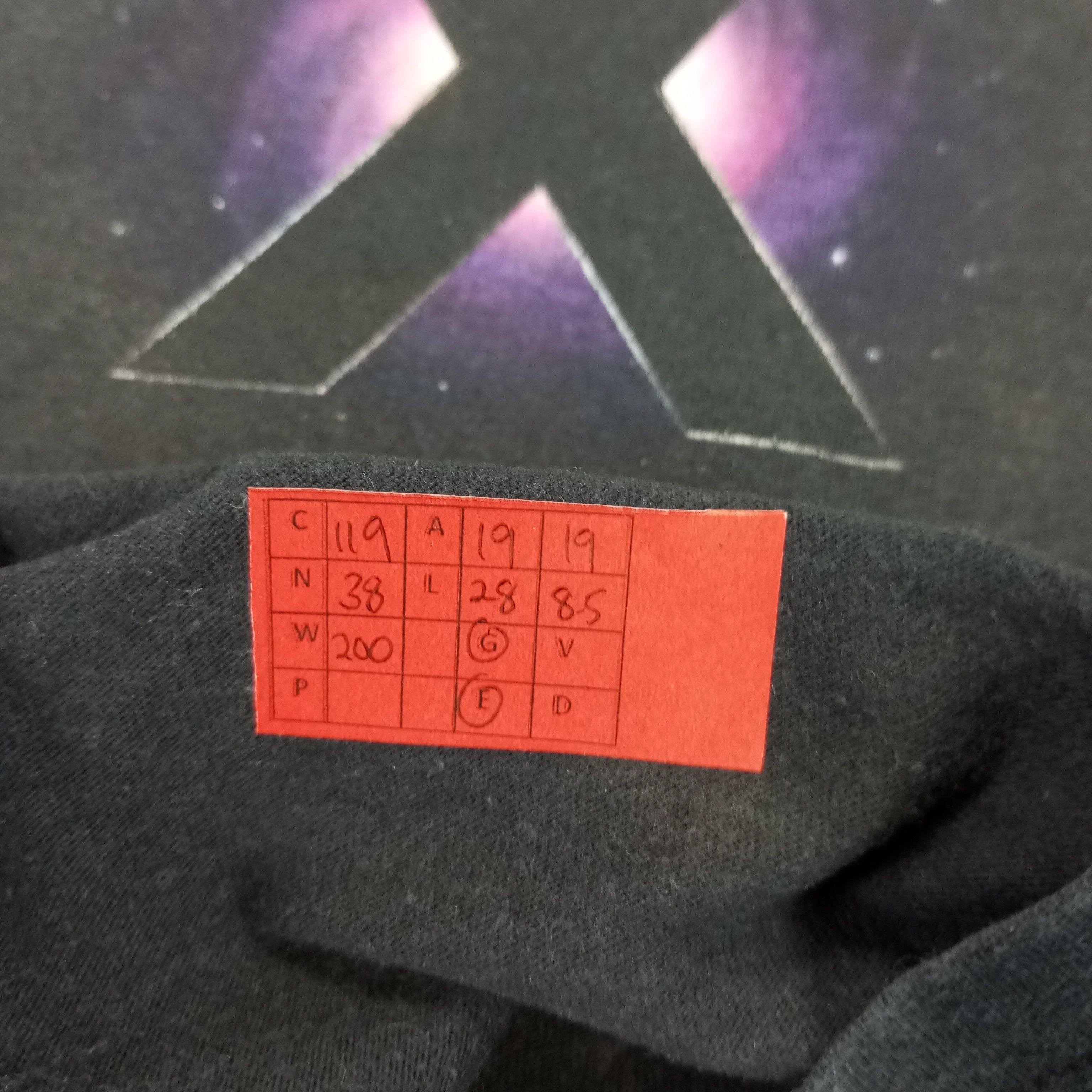 Apple × Vintage Apple X Center Design Promo Style Tshirt Size US M / EU 48-50 / 2 - 13 Thumbnail