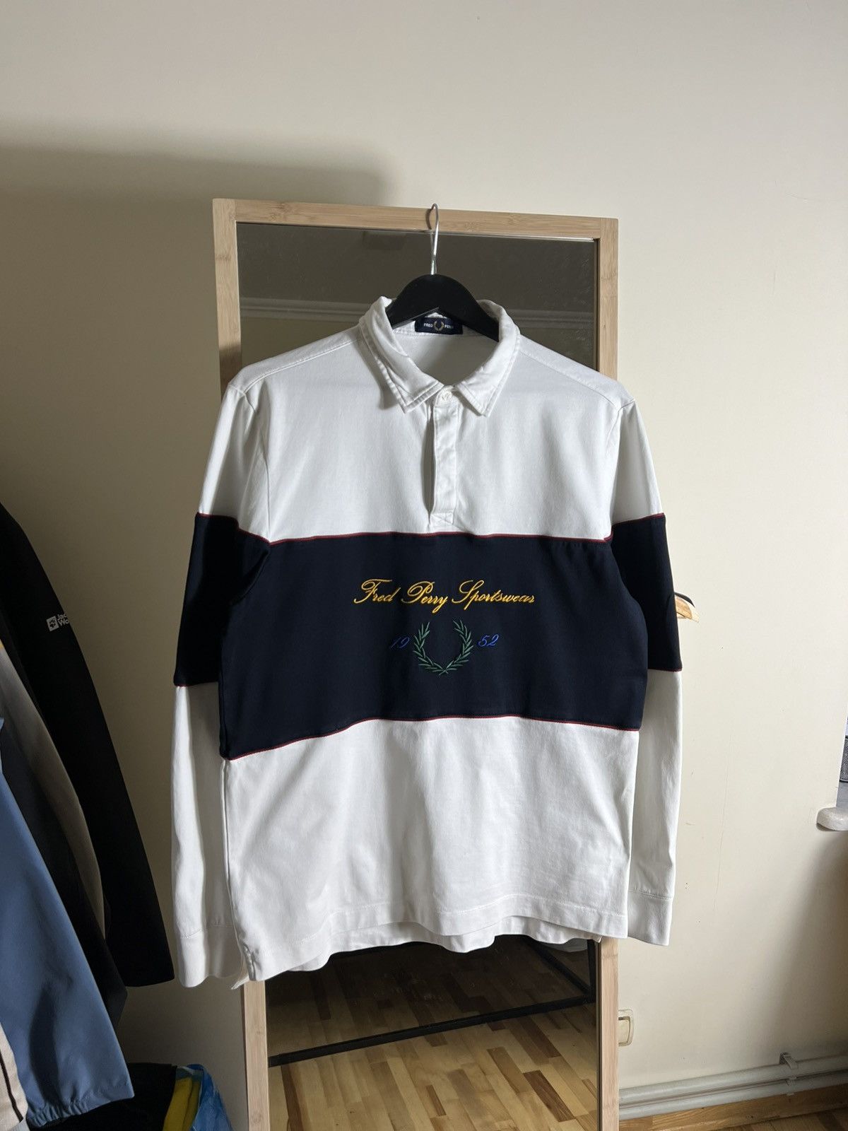 Fred Perry Fred Perry Script Embroidered Logo Rugby Shirt Longsleeve Size US L / EU 52-54 / 3 - 1 Thumbnail