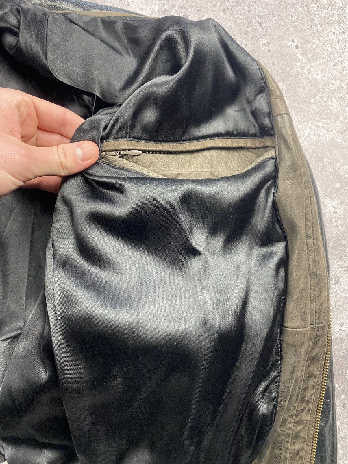 Genuine Leather Vintage Bomber Leather Jacket RIRI zip Avirex Schott 70-80s Size US M / EU 48-50 / 2 - 13 Thumbnail