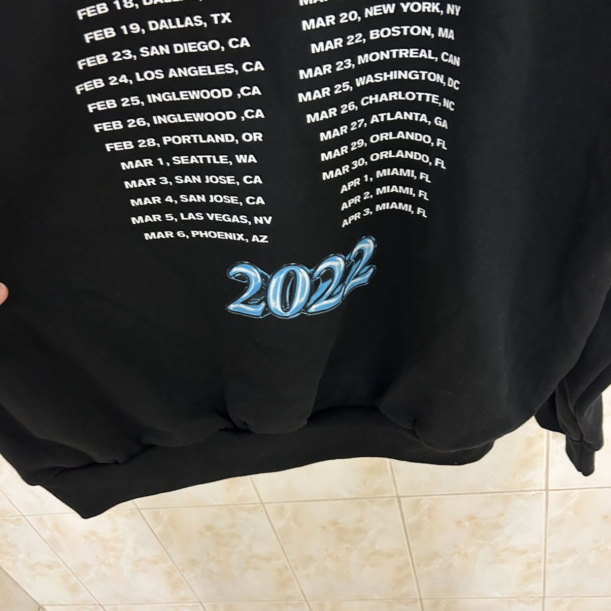 Band Tees EL ÚLTIMO TOUR DEL MUNDO 2022 Hoodie Size US XXL / EU 58 / 5 - 11 Thumbnail