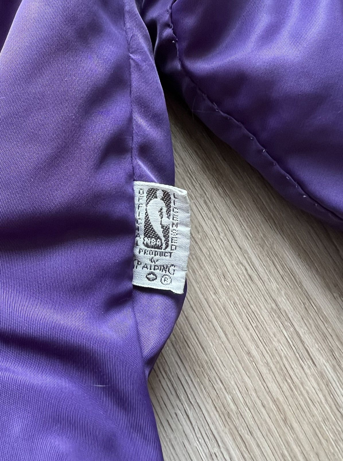 NBA × Vintage Vintage 80-90s NBA L.A. Lakers Purple Bomber Varsity Jacket Size US L / EU 52-54 / 3 - 7 Thumbnail