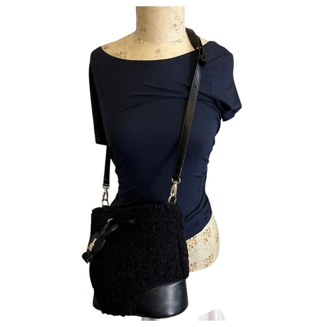Isaac Mizrahi Isaac Mizrahi Black Faux fur Leather Hobo Bucket Bag Size ONE SIZE - 8 Thumbnail