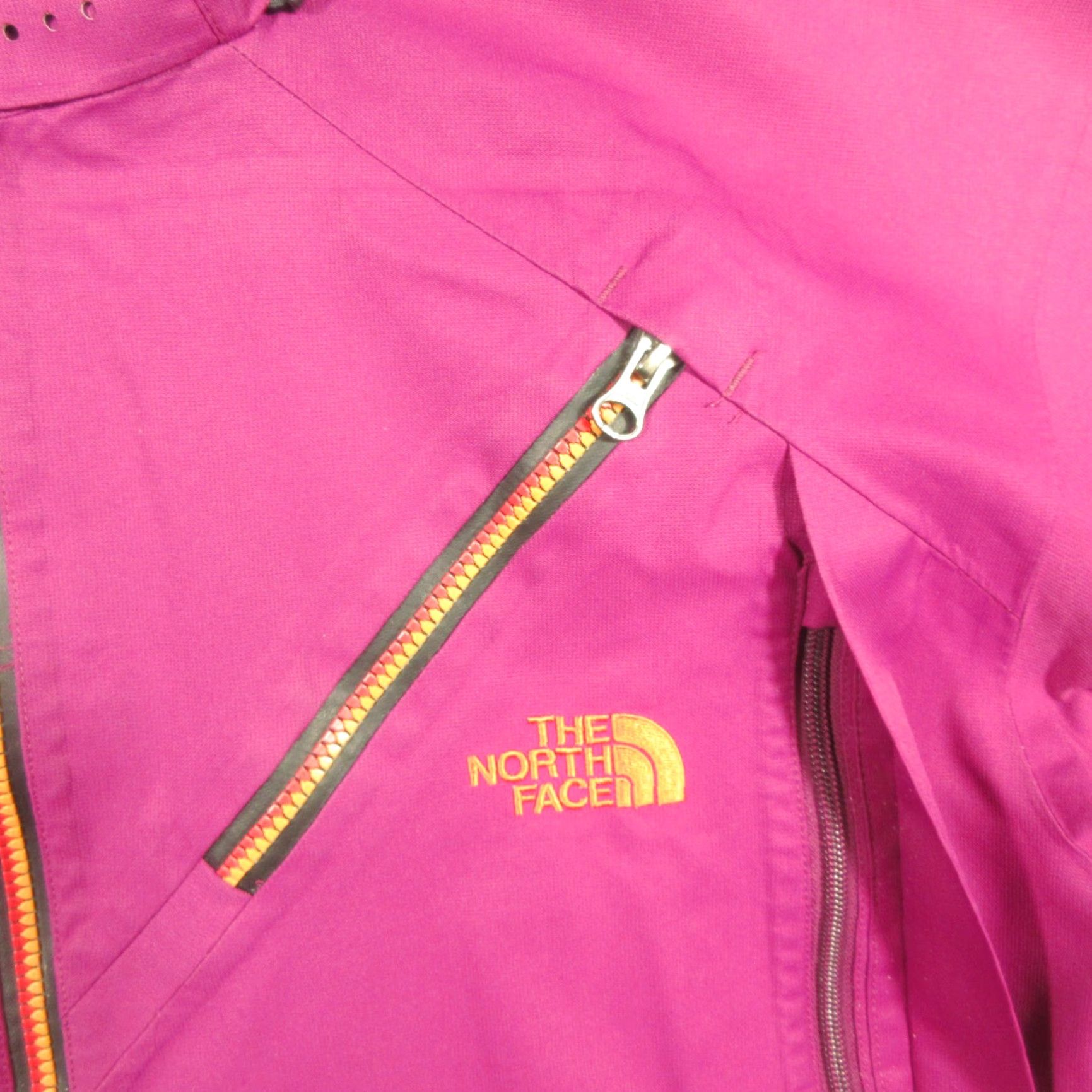 The North Face The North Face Cryptic Recco Jacket Mens M Purple Waterproof Ski Snowboard Shell Size US M / EU 48-50 / 2 - 4 Thumbnail