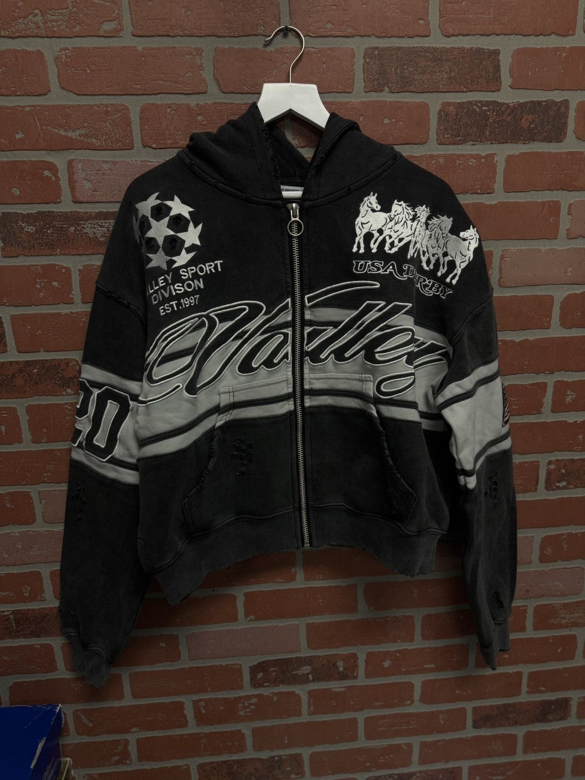 Vale Valley Hoodie Black White Size Small (NEW) Size US S / EU 44-46 / 1 - 1 Thumbnail