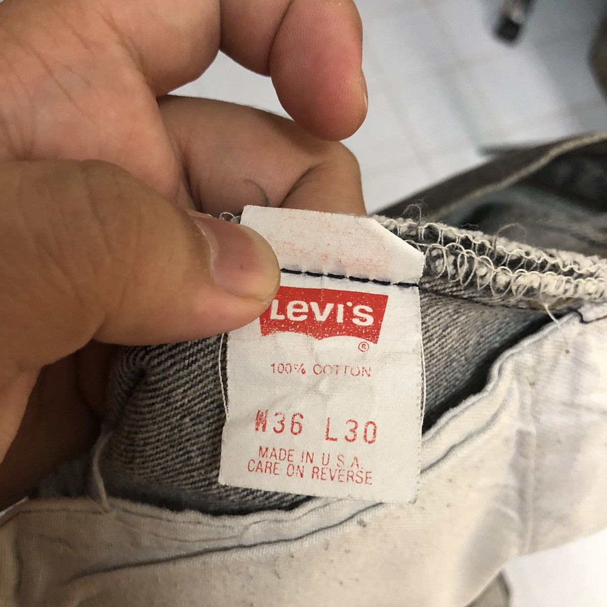 Levi's Levis 501 vintage Grey ripped Distressed Denim Pants #A2604 Size US 36 / EU 52 - 21 Thumbnail