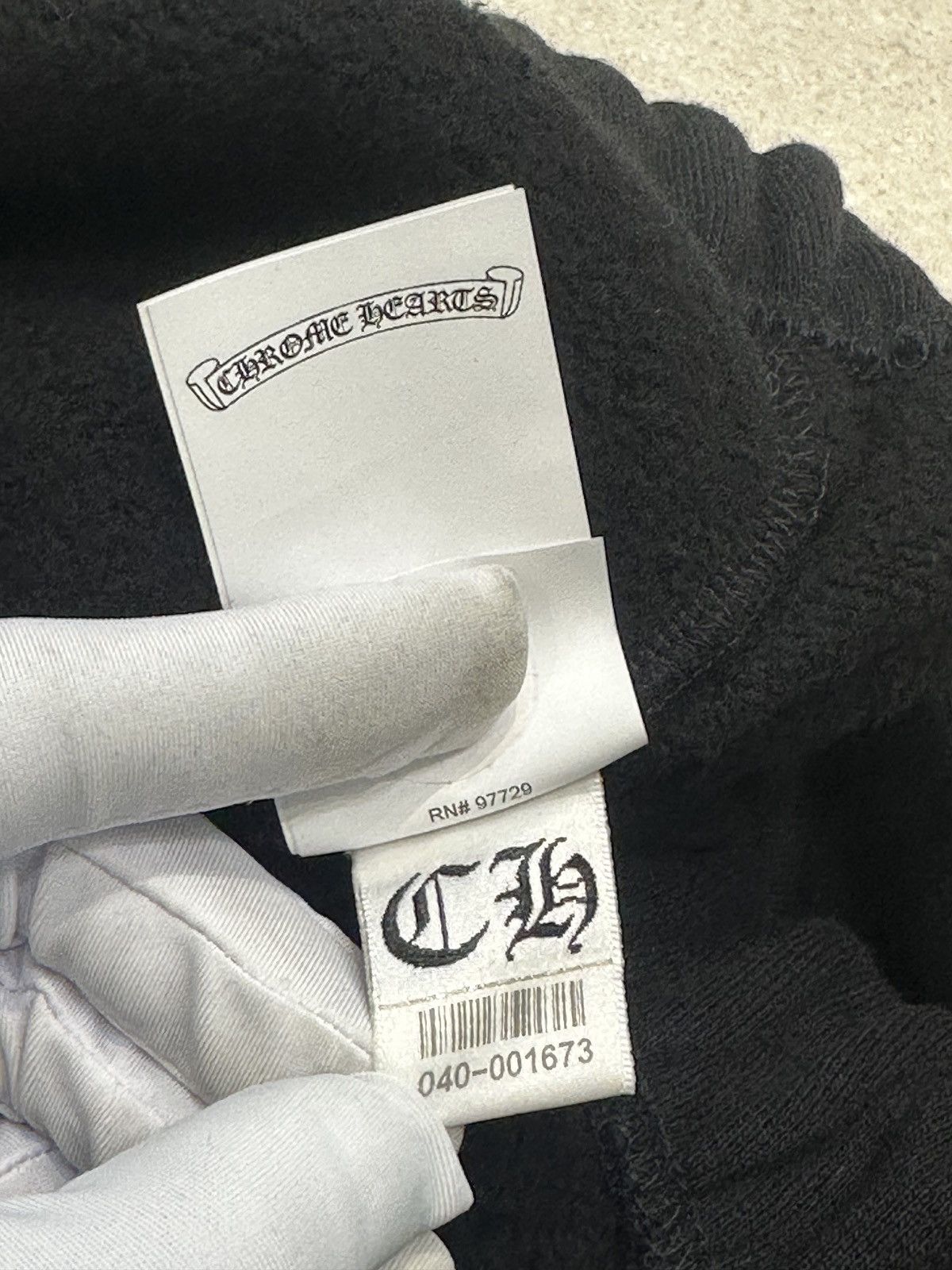 Chrome Hearts CHROME HEARTS PAPER JAM CEMETERY CROSS PATCH BLACK SWEATER BLACK Size US M / EU 48-50 / 2 - 9 Thumbnail