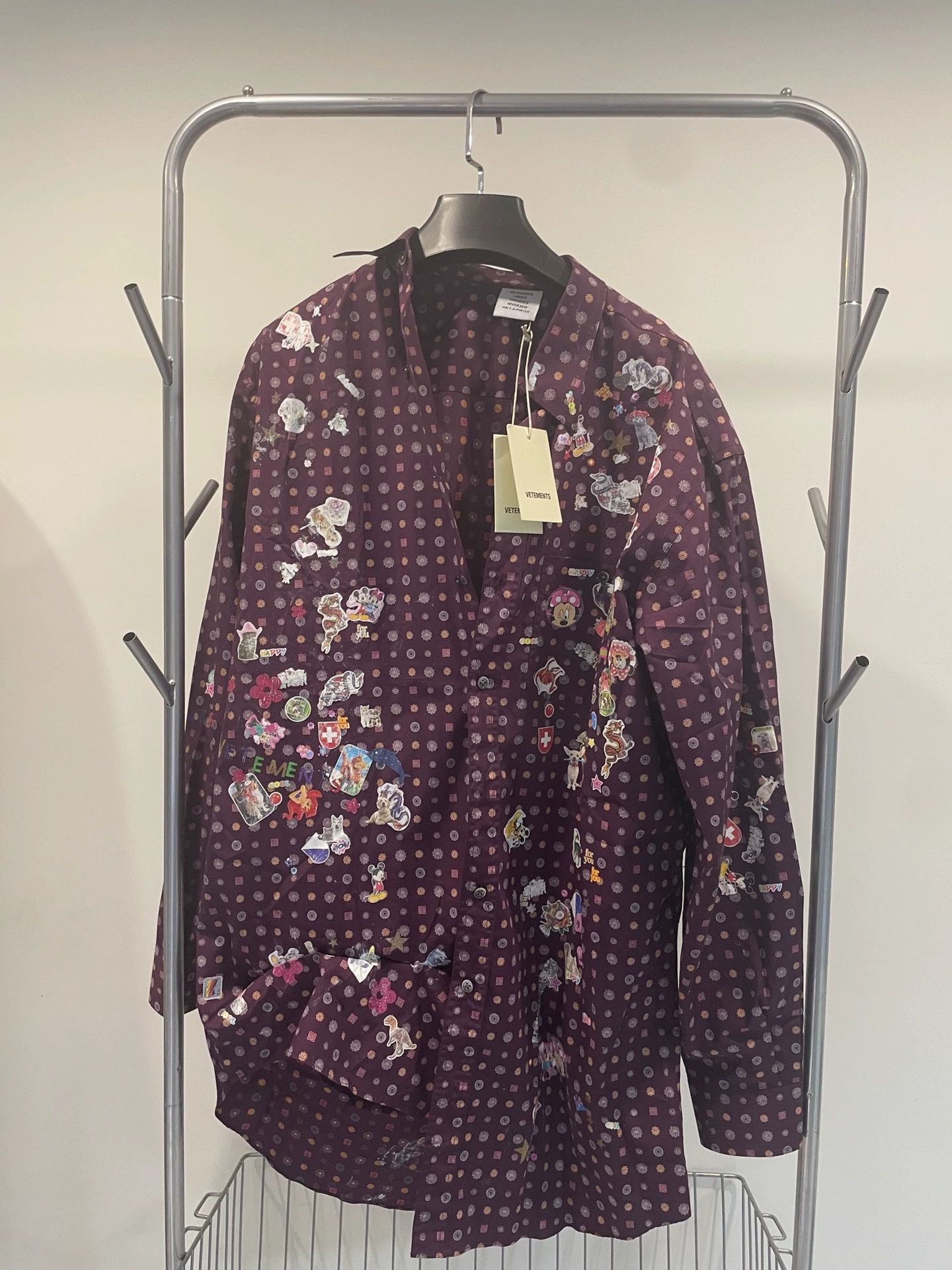 Vetements Vetements 19SS Cartoon Sticker Shirt - dmc Size US XS / EU 42 / 0 - 1 Thumbnail