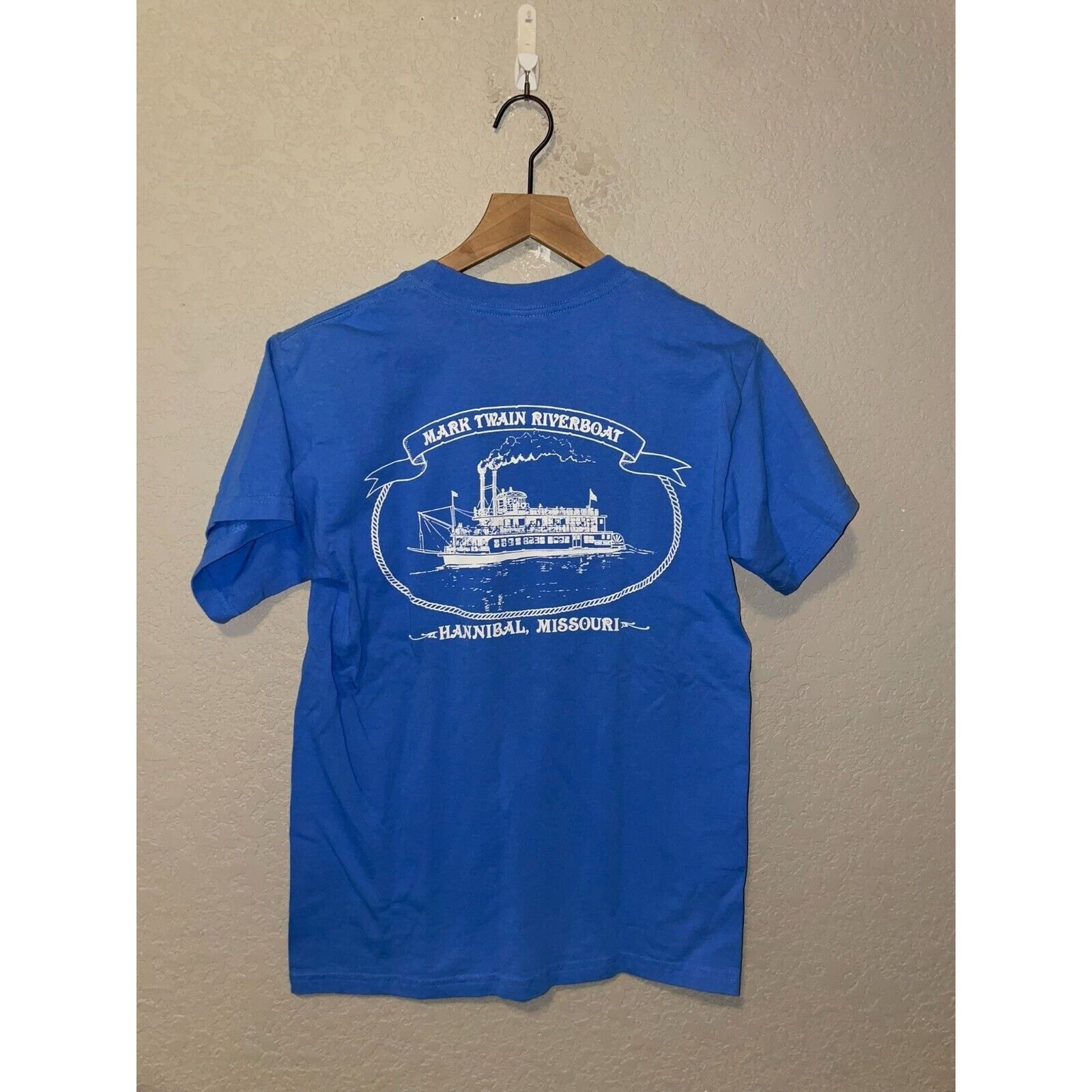 Gildan Vintage Mark Twain Shirt Riverboat Hannibal Missouri Tee S Size US S / EU 44-46 / 1 - 1 Thumbnail