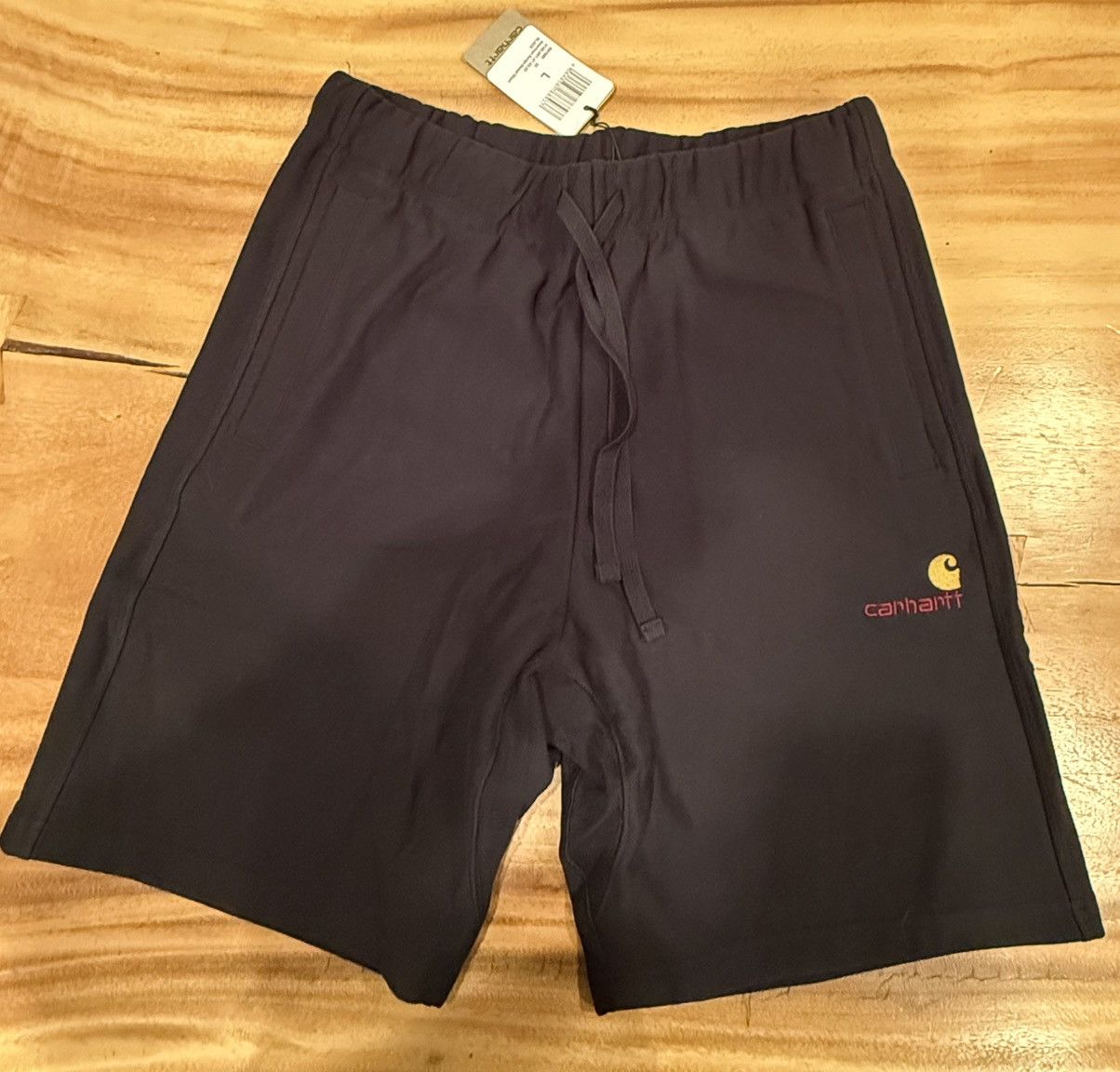 Carhartt Wip Carhartt WIP Chase Sweat Short NWT Size US 34 / EU 50 - 1 Thumbnail