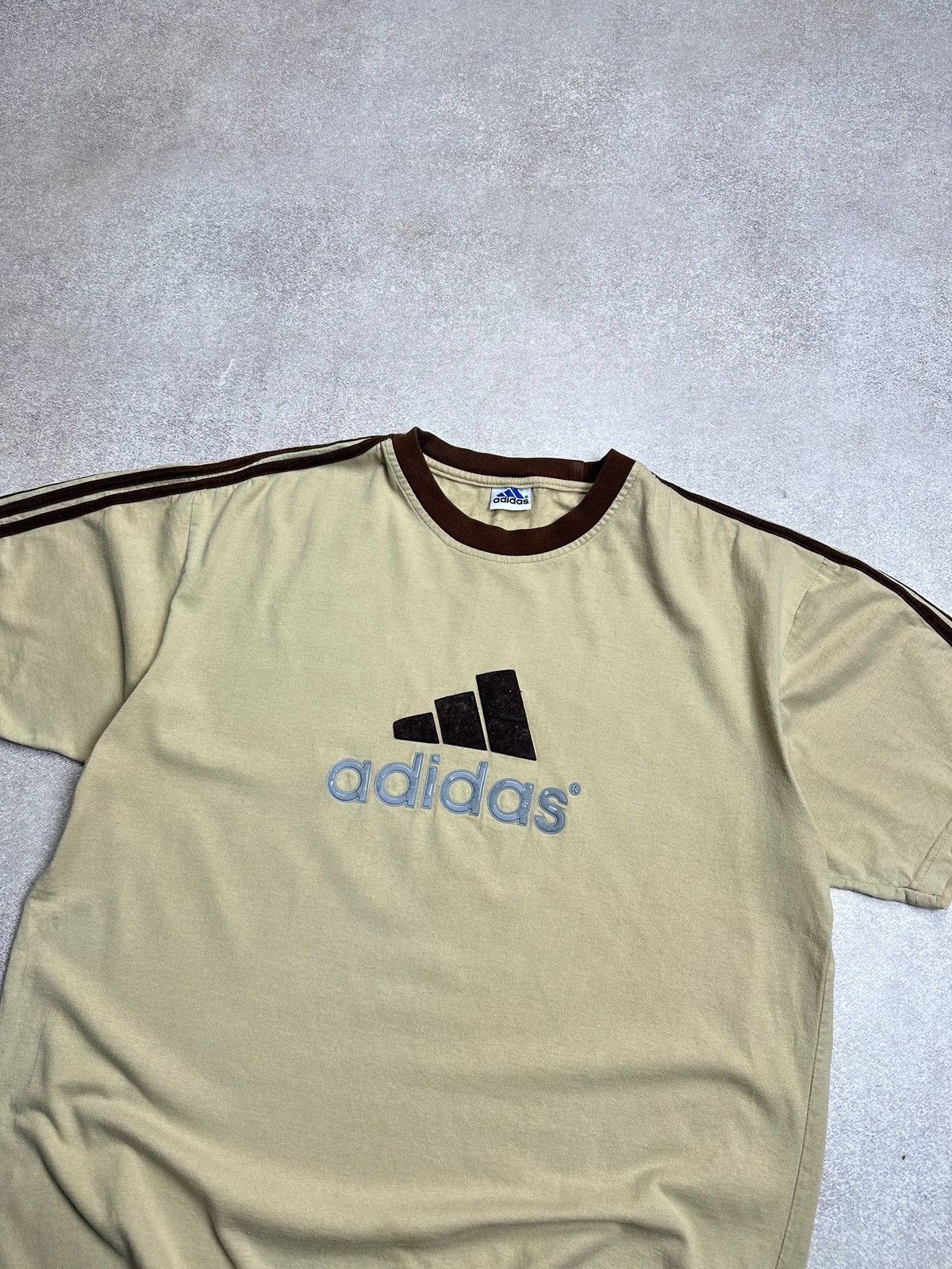Adidas Vintage Adidas Big Logo Equipment Style T-shirt M Size US M / EU 48-50 / 2 - 2 Thumbnail