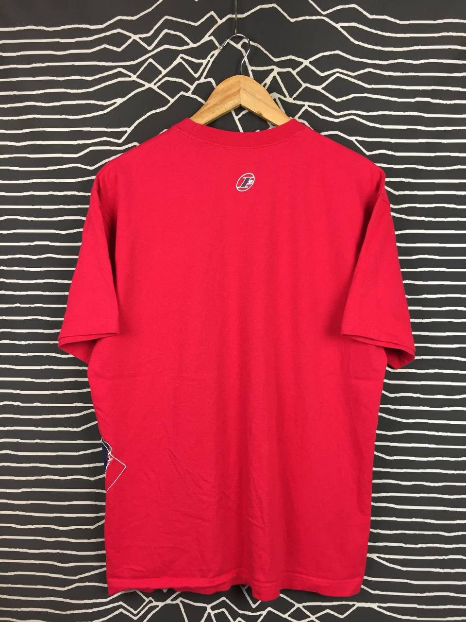 Reebok Vtg Reebok Allen Iverson Basketball NBA Limited Edition Tee Size US M / EU 48-50 / 2 - 5 Thumbnail