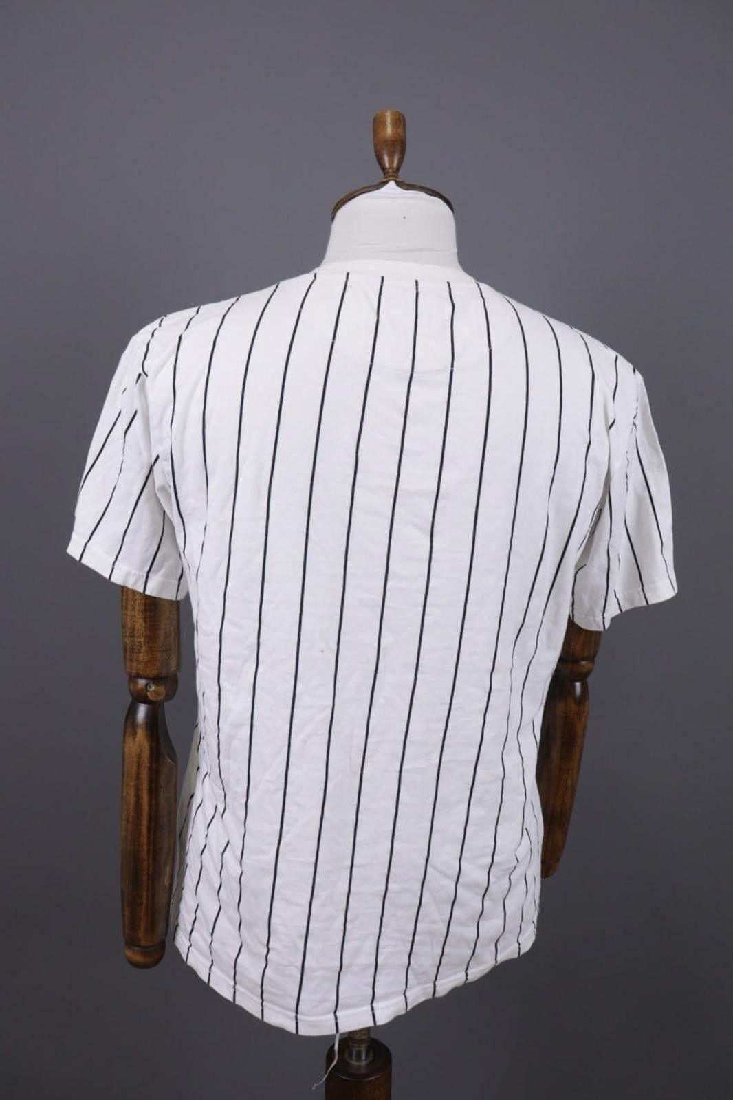 Karl Kani Karl Kani White Embroidered Summer Big Logo T-shirt Size XS Size US XS / EU 42 / 0 - 8 Thumbnail
