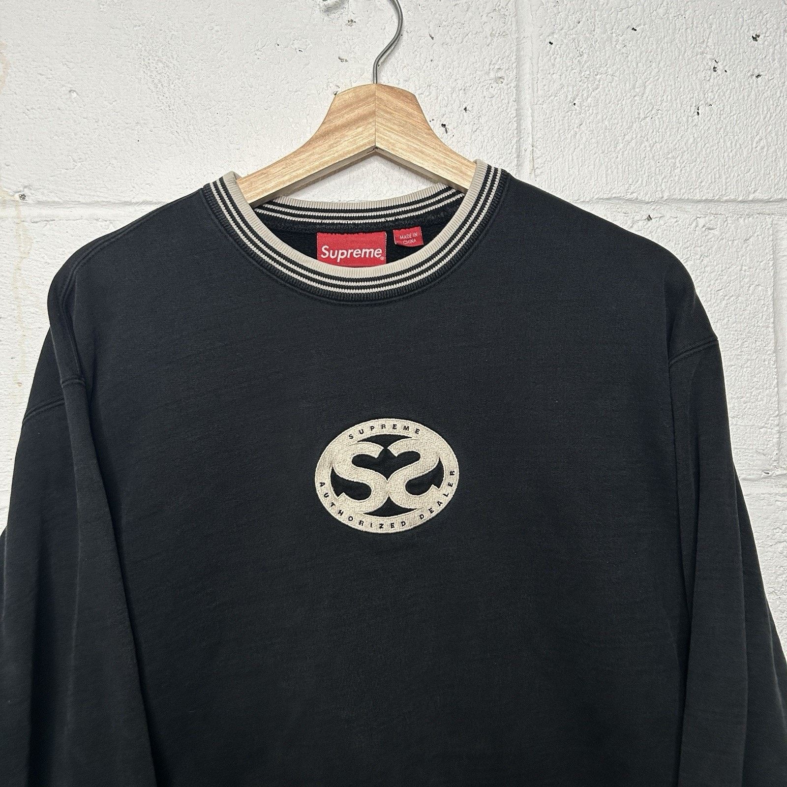 Supreme Supreme Double S Crewneck “Black” FW22 Size US S / EU 44-46 / 1 - 3 Thumbnail