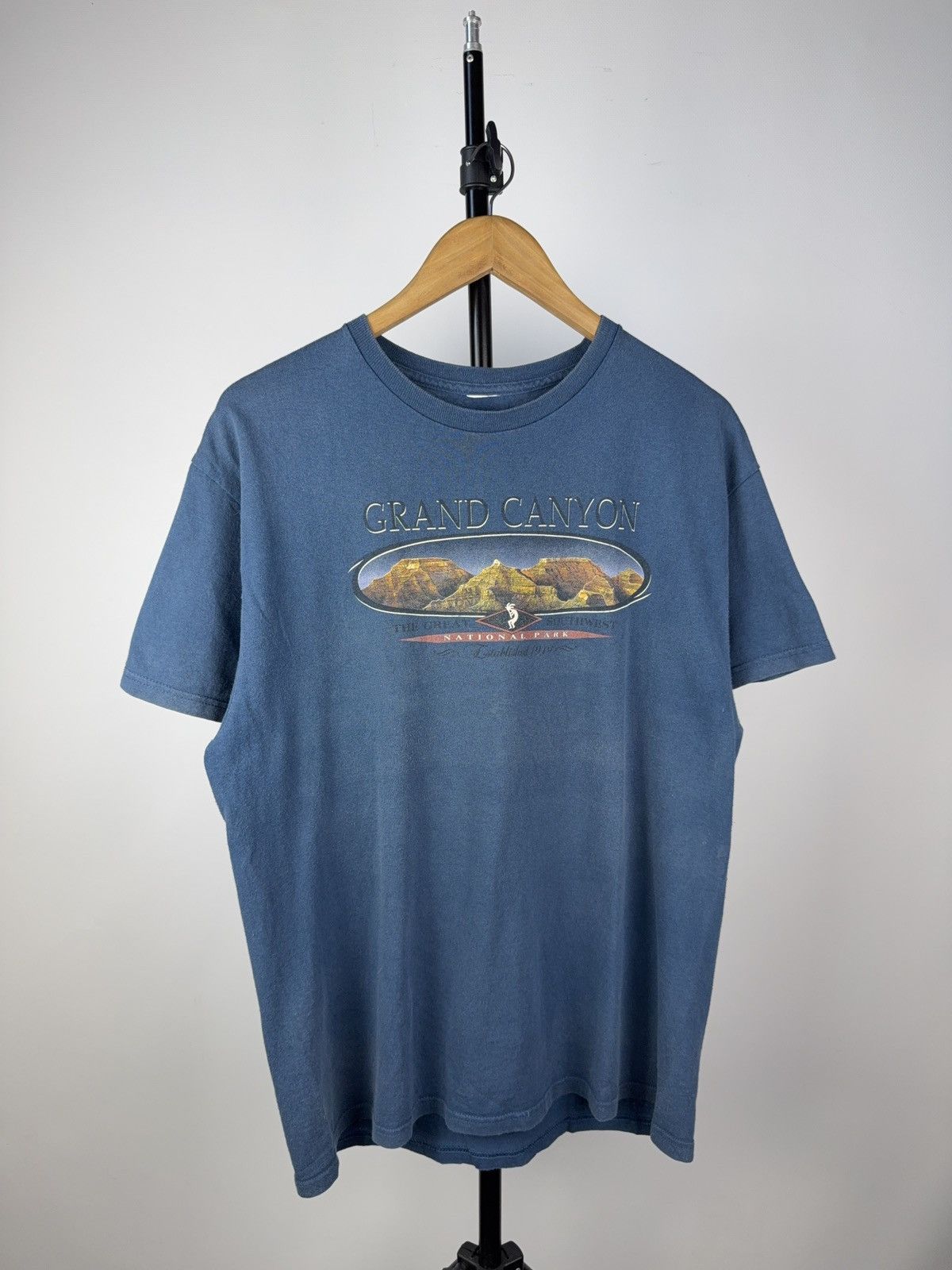 Vintage 00s Grand Canyon National Park Retro faded Tee shirt