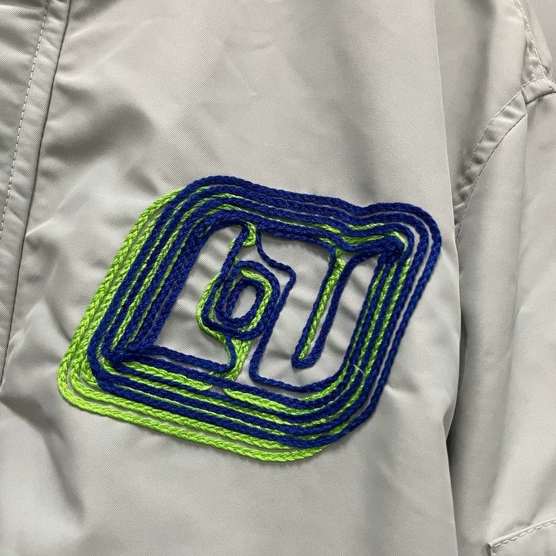Louis Vuitton Louis Vuitton Light green embroidered logo bomber jacket 25 Size US M / EU 48-50 / 2 - 3 Thumbnail