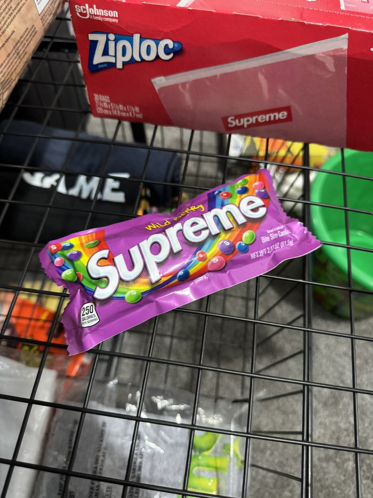 Supreme Supreme Skittles Purple Size ONE SIZE - 1 Thumbnail