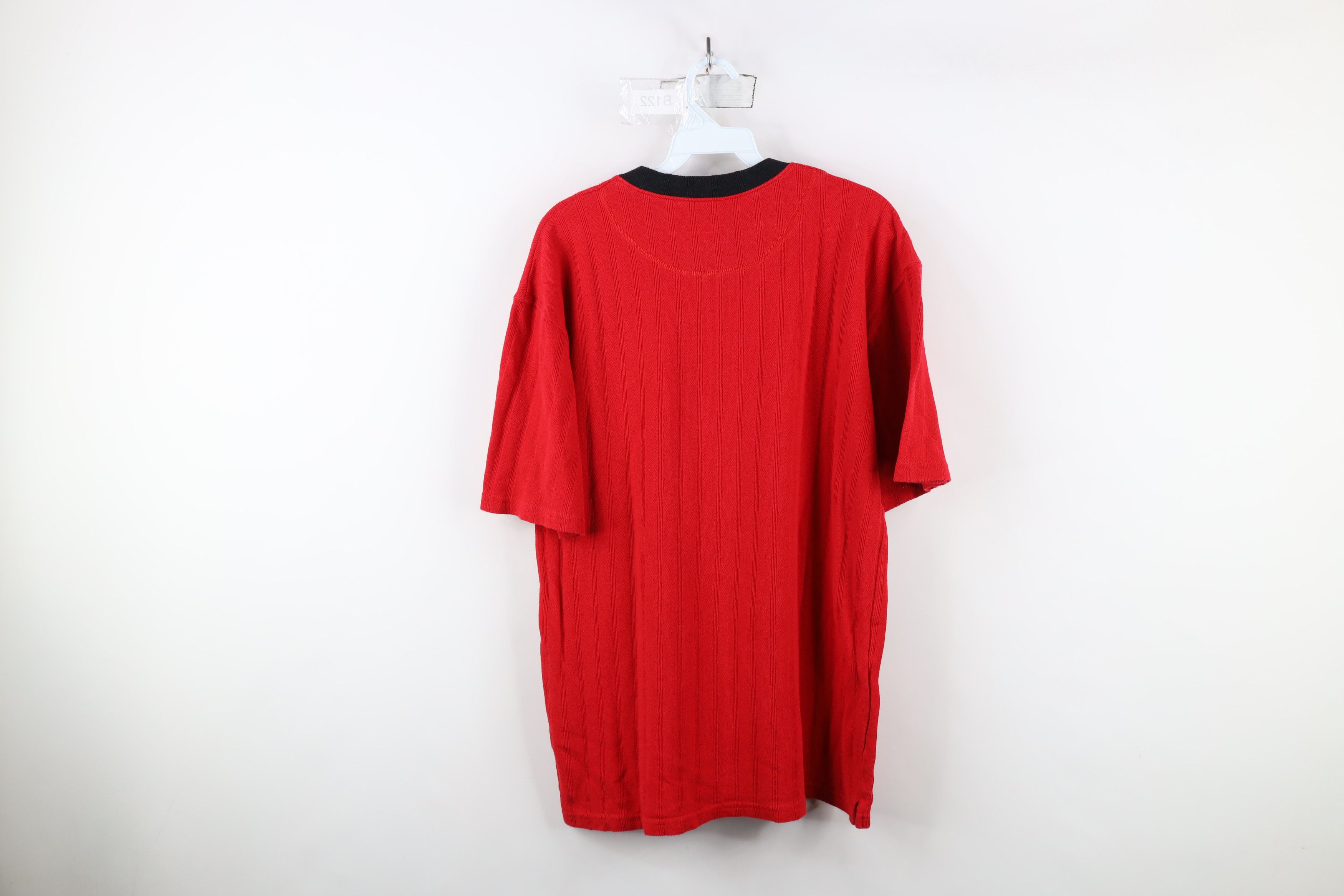 Vintage Vintage 90s Red Wings Hockey Ribbed Knit Henley T-Shirt Red Size US M / EU 48-50 / 2 - 11 Thumbnail