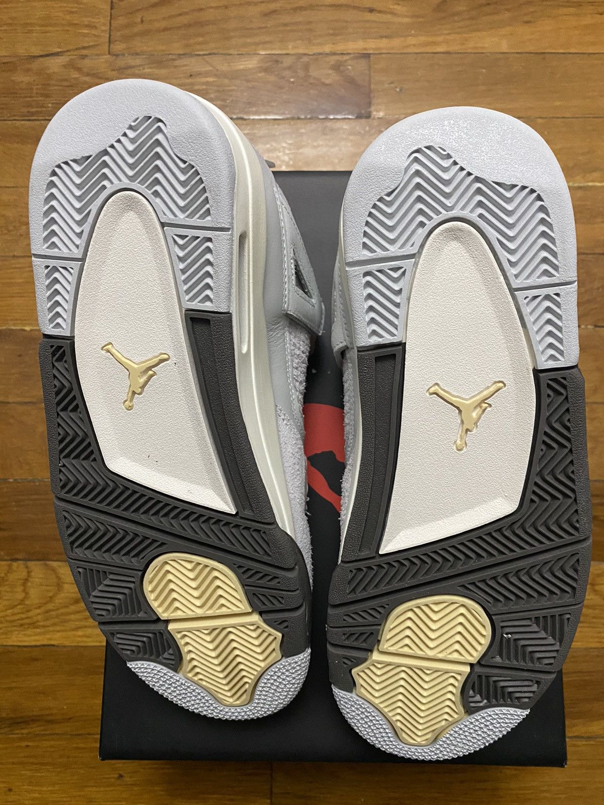 Jordan Brand × Nike Size 7Y / 8.5W - Air Jordan 4 Retro Photon Dust Grey GS Size US 8.5 / IT 38.5 - 6 Thumbnail