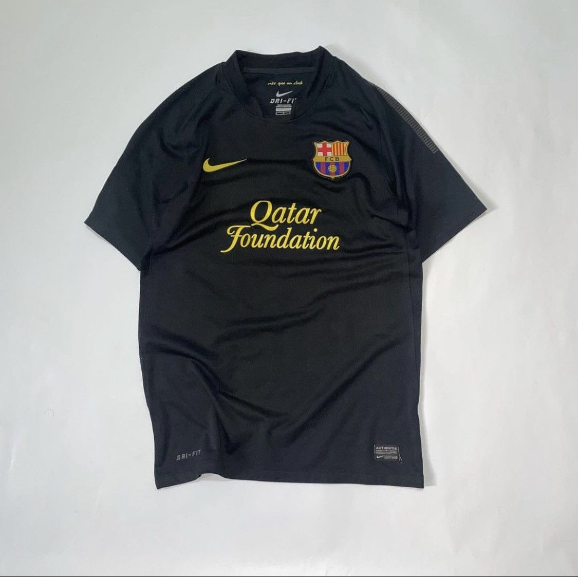 Vintage Barcelona carles puyol #5 2001 third kit | Grailed