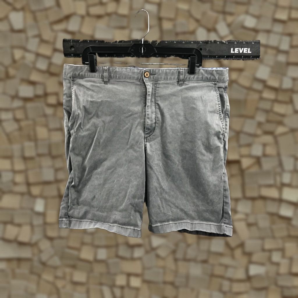 Tommy Bahama Tommy Bahama Chino Shorts Mens 38 Regular Medium Gray Size US 38 / EU 54 - 1 Thumbnail