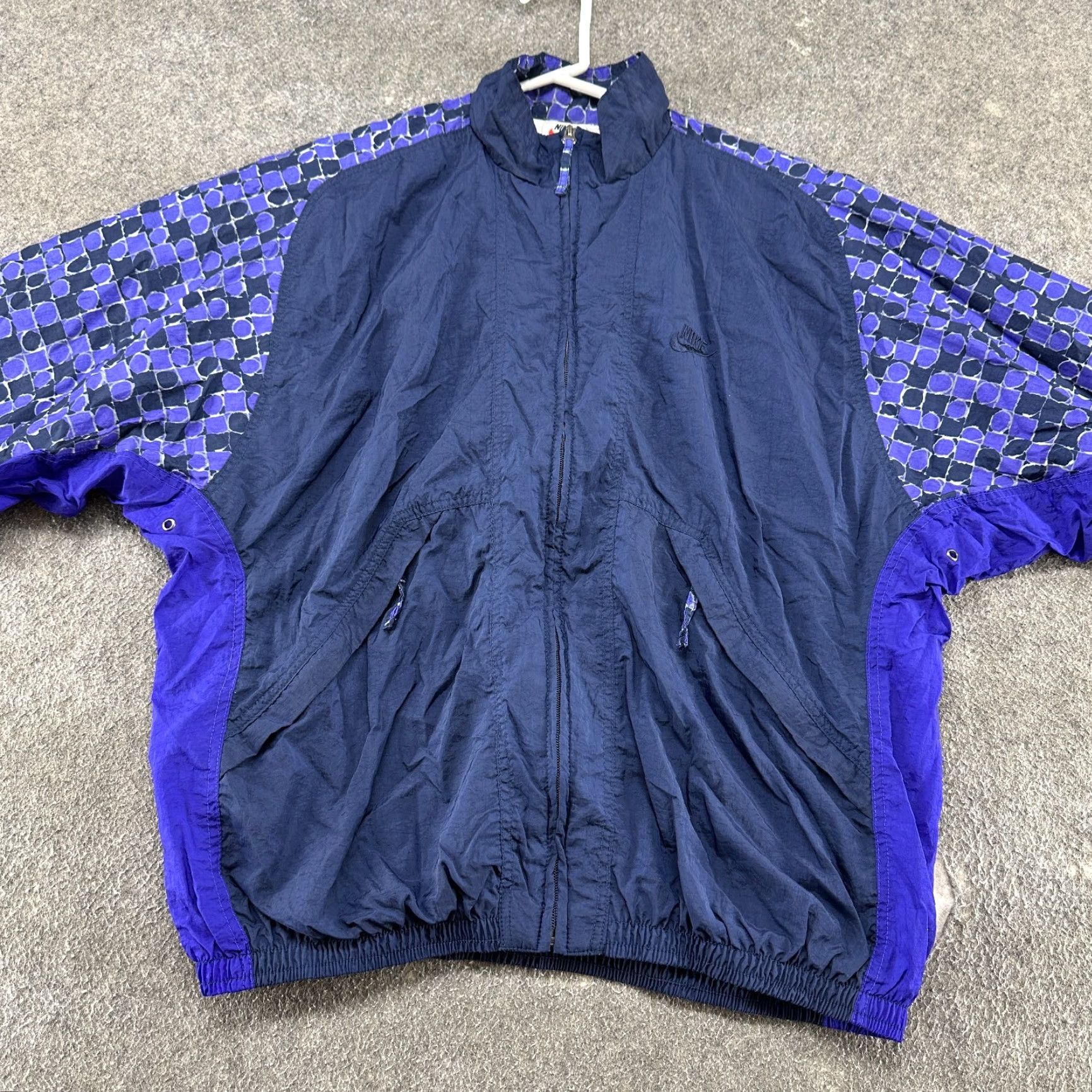 Nike VINTAGE Nike Jacket Womens M Purple Blue Windbreaker Geometric Dot Swoosh 90s Mens? Size M / US 6-8 / IT 42-44 - 4 Thumbnail