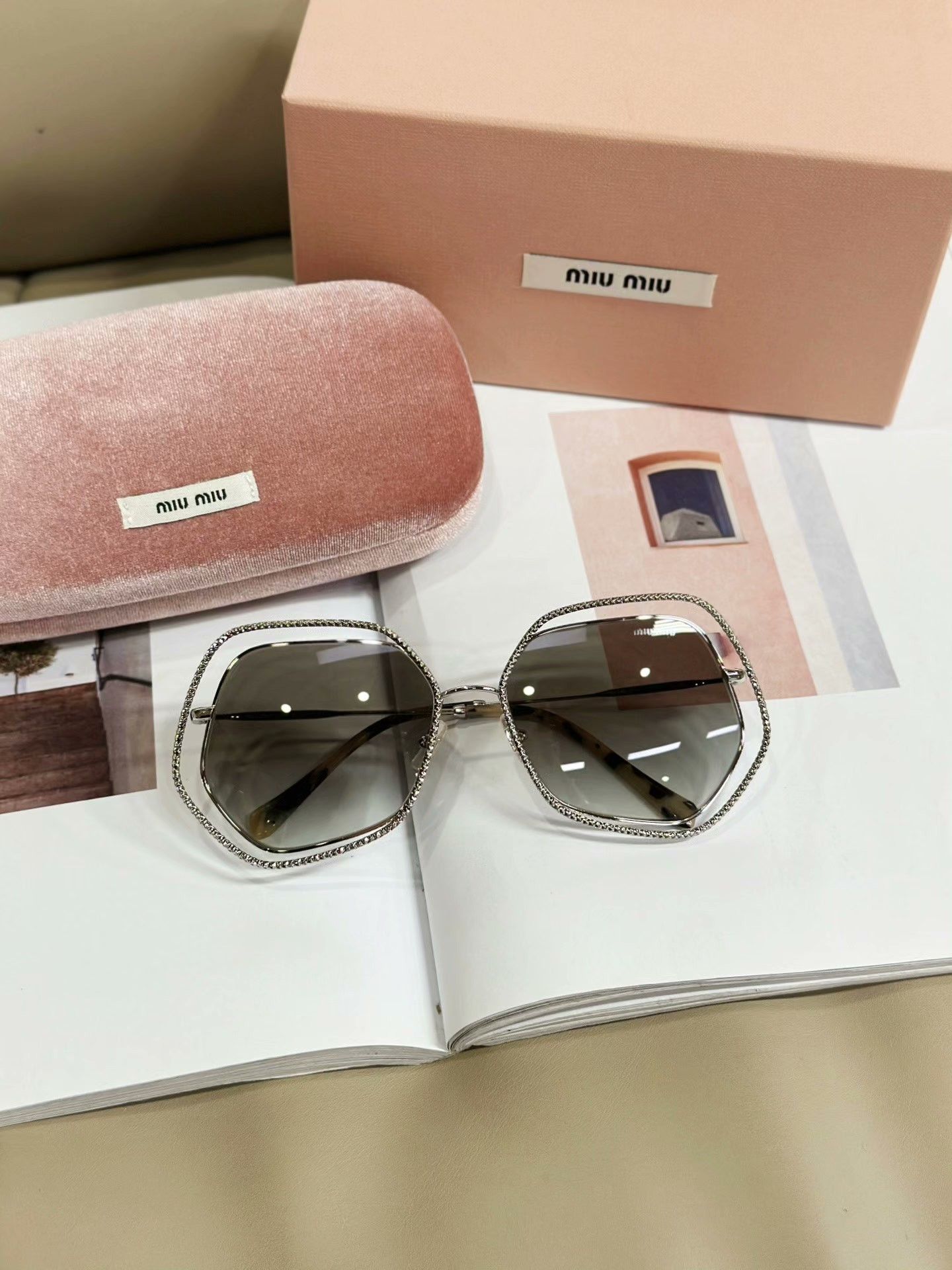 Miu Miu MIUMIU Silver Irregular Casual Sunglasses Size ONE SIZE - 1 Thumbnail