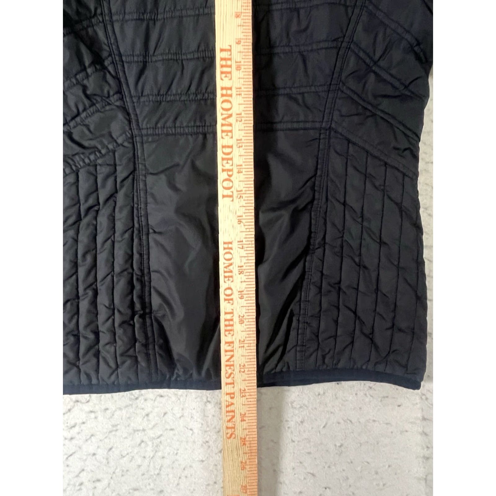 Fox Racing Fox Puffer Jacket Women's XS Black Winter Quilted Full Zip Short Regular Puffer Jacket Logo Fox Theme Casual Travel Jacket Size XS / US 0-2 / IT 36-38 - 4 Thumbnail