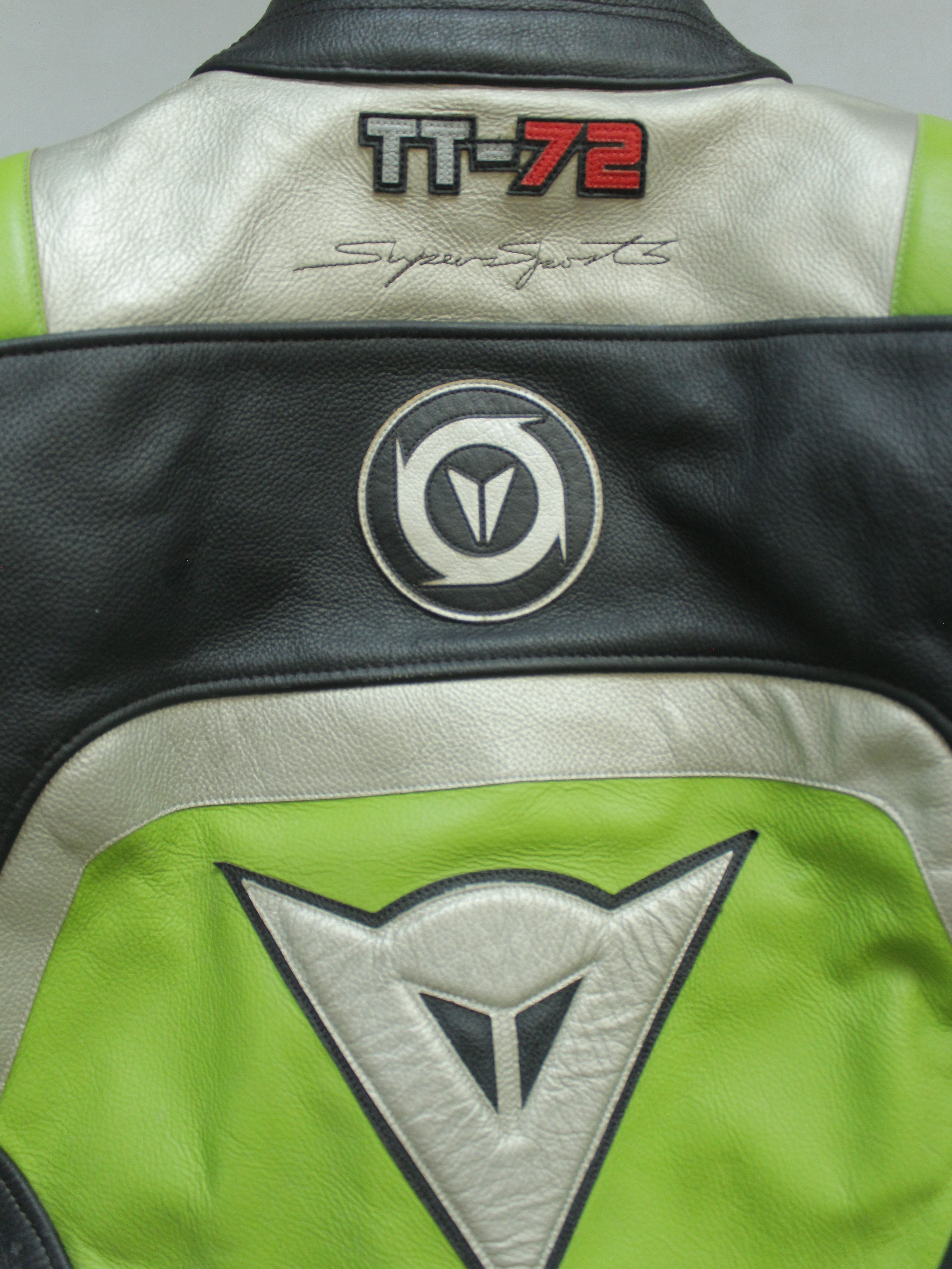 Dainese DAINESE TT-72 LEATHER RACING BIKER JACKET 46 48 Size US S / EU 44-46 / 1 - 10 Thumbnail