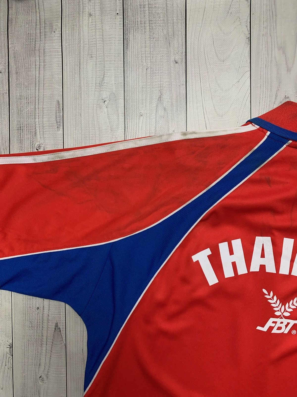 Vintage Thailand soccer jersey logo red size XL Size US XL / EU 56 / 4 - 6 Thumbnail