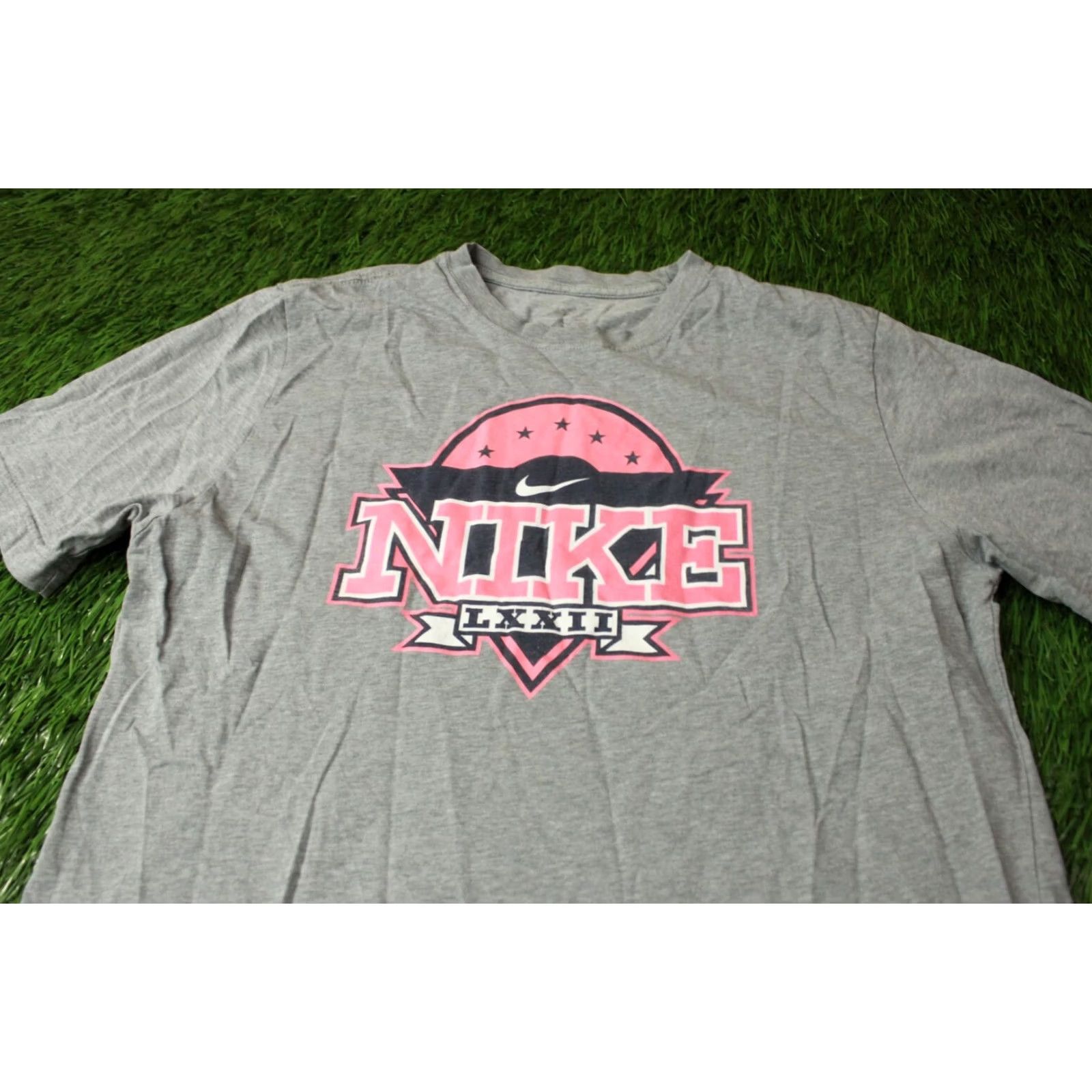 Nike NIKE Shirt Mens XL Gray 2011 Casual Short Sleeve Jersey Logo T-Shirt Centered 2011 Men Tee Size US XL / EU 56 / 4 - 2 Thumbnail