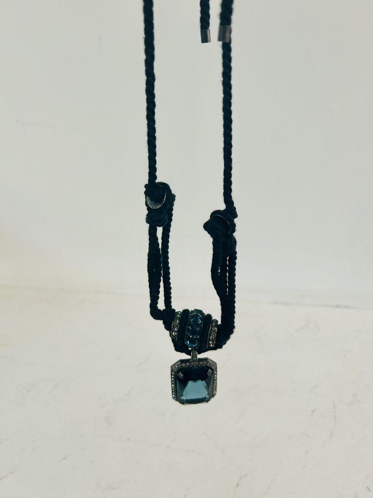 Lanvin Lanvin blue crystal pendant statement necklace Size ONE SIZE - 7 Thumbnail