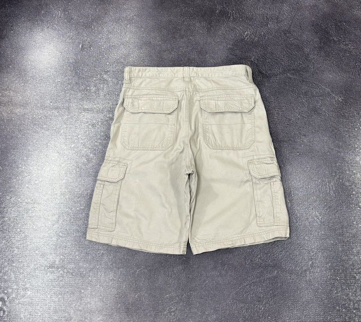 Vintage Vintage Wrangler Y2K Utility Military Style USA Cargo Shorts Size US 32 / EU 48 - 2 Thumbnail