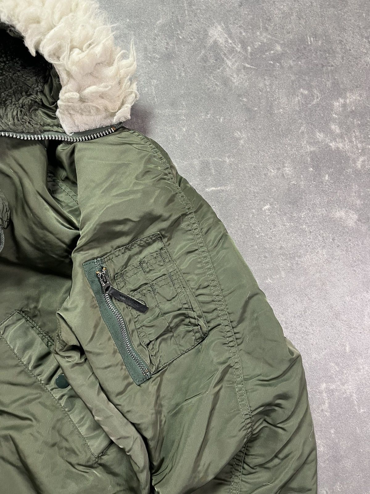 Alpha Industries 80s/90s Alpha Industries N-2B Faux Fur Hooded Bomber Jacket Size US XL / EU 56 / 4 - 8 Thumbnail