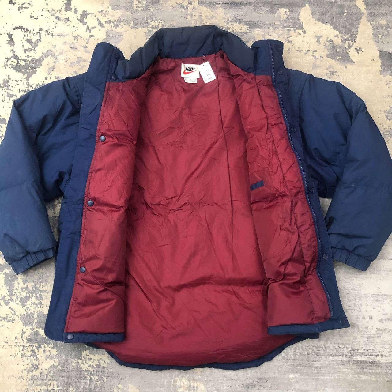 Nike Y700. NIKE PUFFER JACKET Size US L / EU 52-54 / 3 - 3 Thumbnail