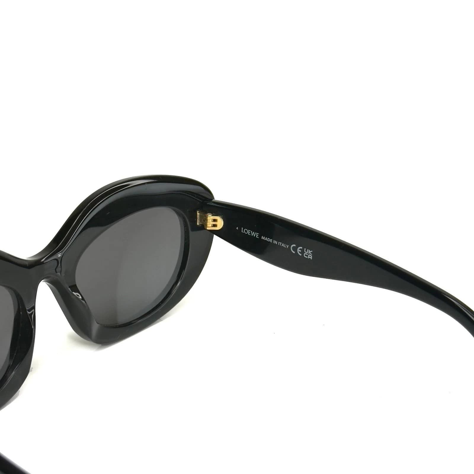 Loewe LOEWE LW40153I 40153 CURVY Logo Black Sunglasses 01A Size ONE SIZE - 4 Thumbnail