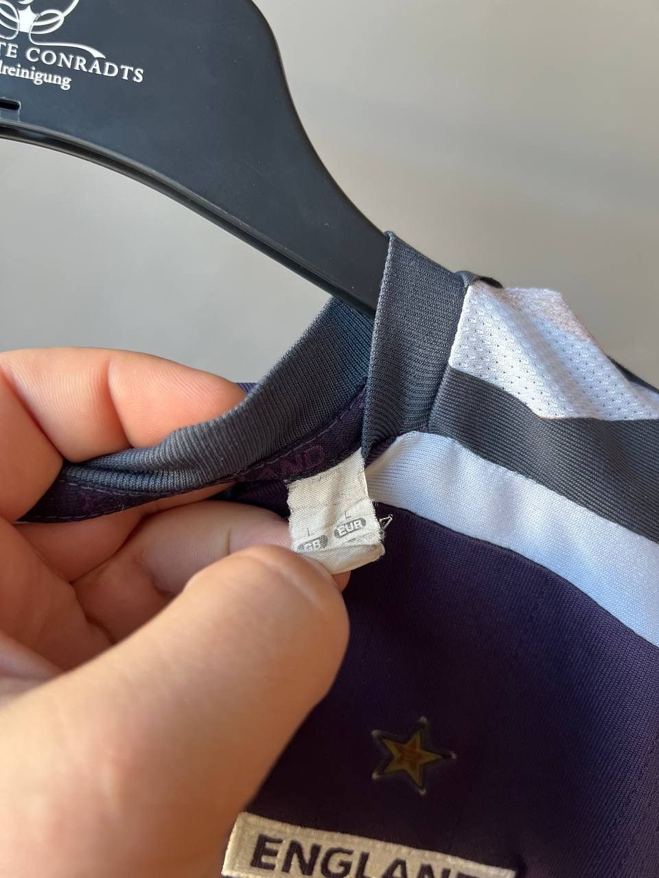 Umbro 2007/09 ENGLAND TEAM GK SOCCER JERSEY FOOTBALL SHIRT UMBRO L Size US L / EU 52-54 / 3 - 9 Thumbnail