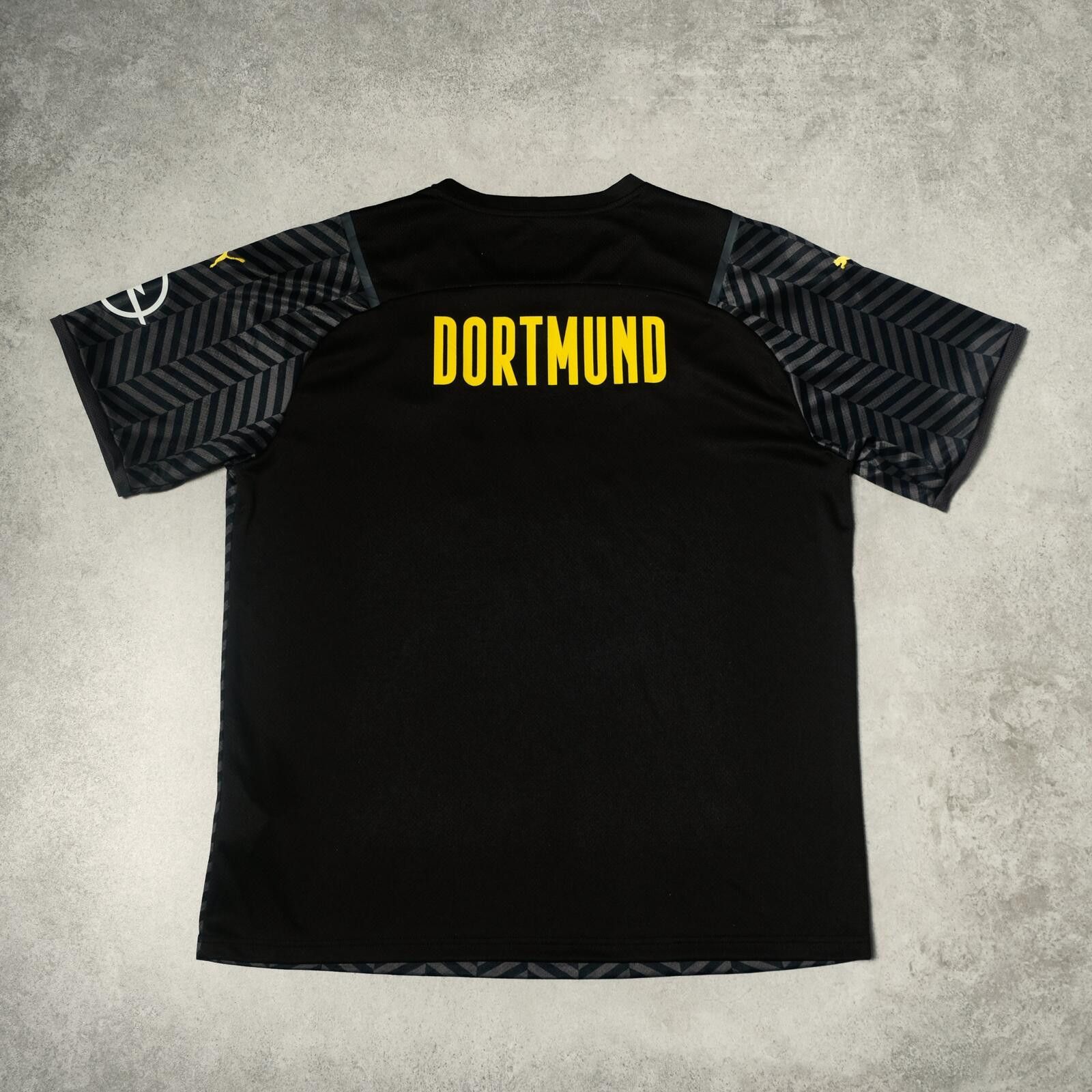 Puma 2021/22 Borussia Dortmund Away Shirt Puma (L) Size US L / EU 52-54 / 3 - 2 Thumbnail