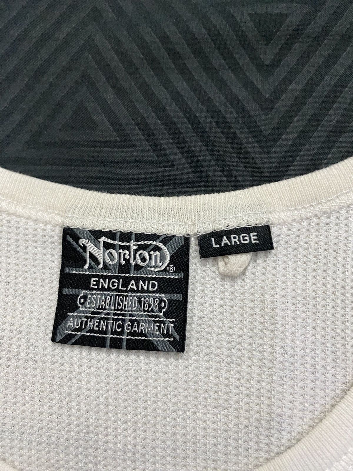 Norton Norton england sleeveless Size US L / EU 52-54 / 3 - 5 Thumbnail