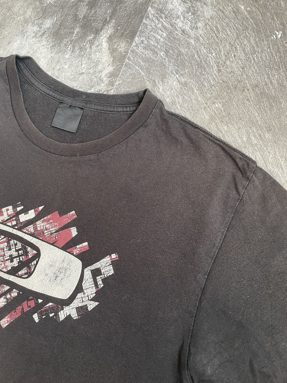 Oakley Oakley Vintage T Shirt Streetwear Y2K big logo Size US M / EU 48-50 / 2 - 3 Thumbnail