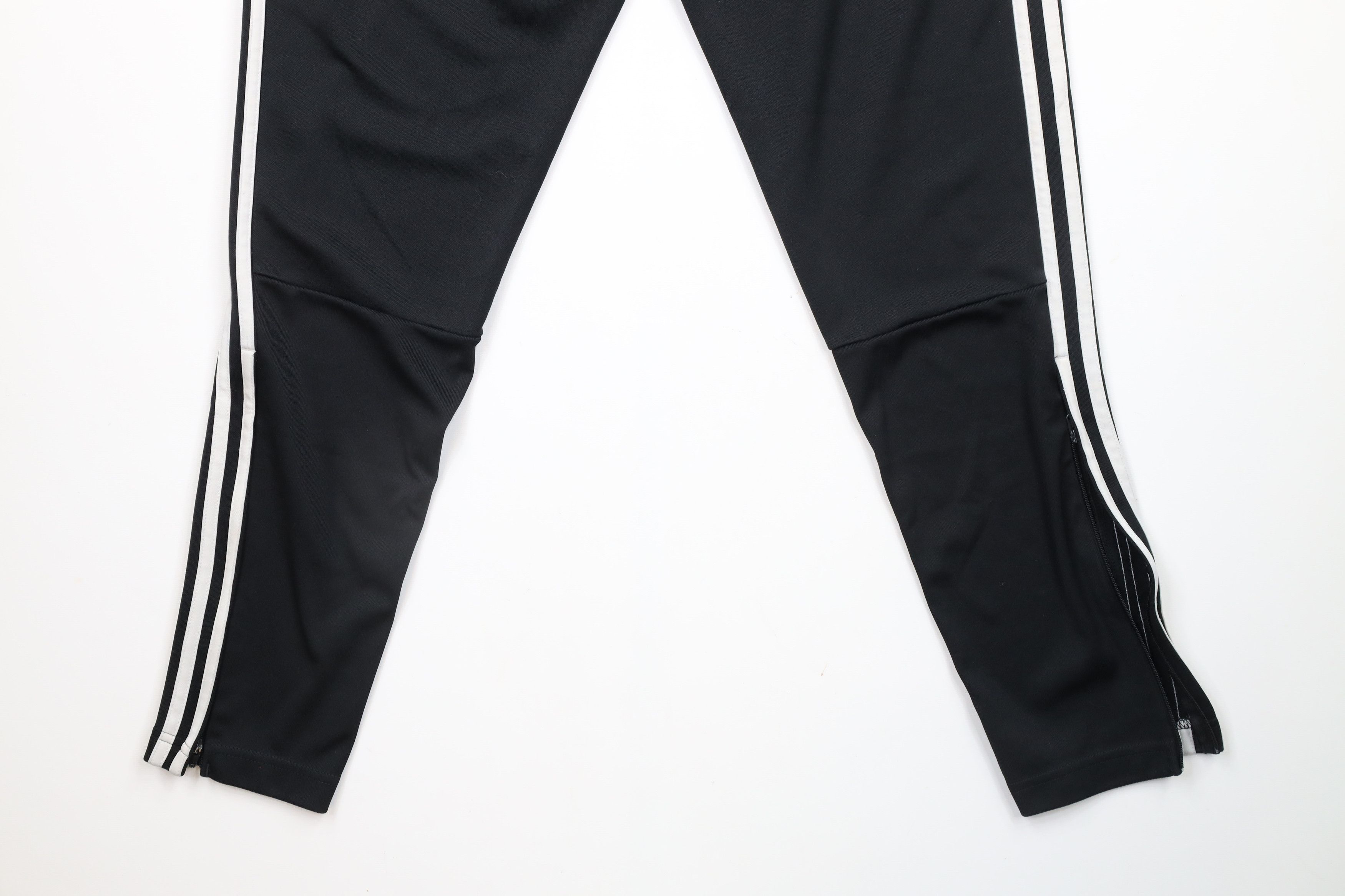 Adidas × Vintage Vintage Adidas Out Striped Tapered Leg Soccer Warm Up Pants Size US 34 / EU 50 - 13 Thumbnail