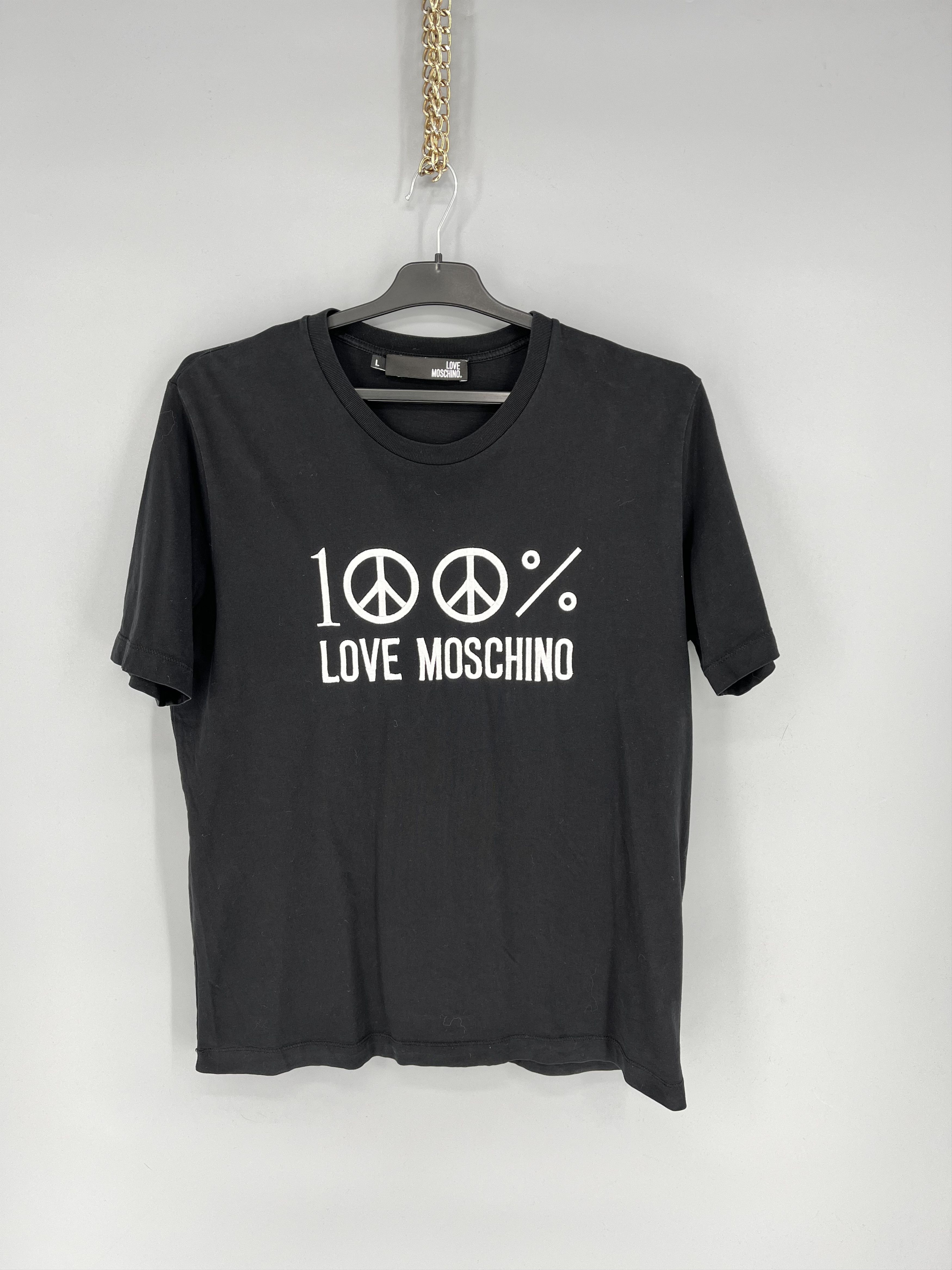 Moschino Vintage Y2K Moschino Blank Tee Shirt Big logo luxury Size L Size US L / EU 52-54 / 3 - 1 Thumbnail
