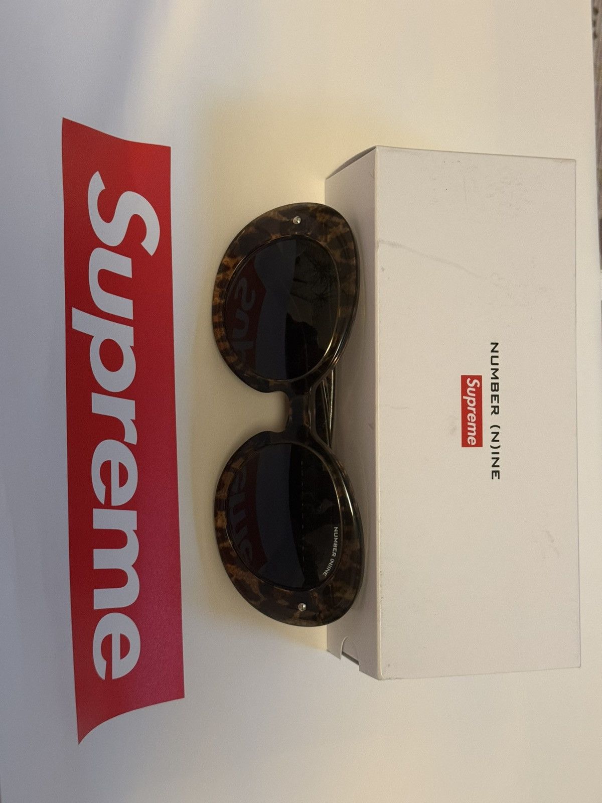 Number (N)ine × Supreme Supreme x Number nine Sunglasses Size ONE SIZE - 7 Thumbnail