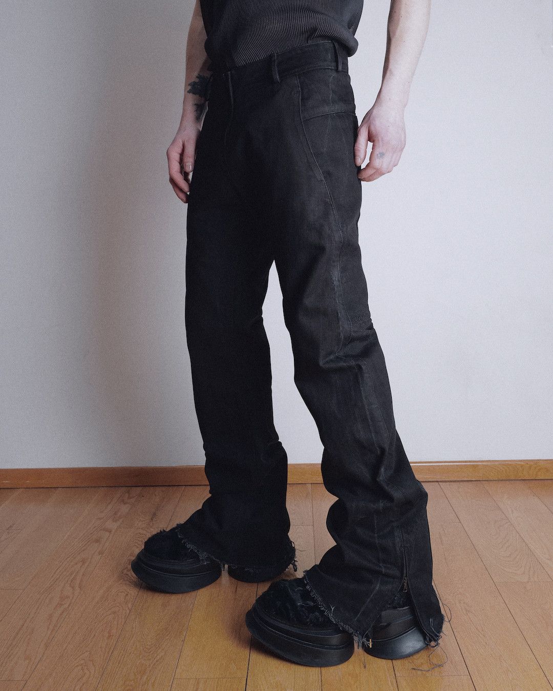 Other ANATOMICAL FLARED PANTS Size US 36 / EU 52 - 2 Thumbnail