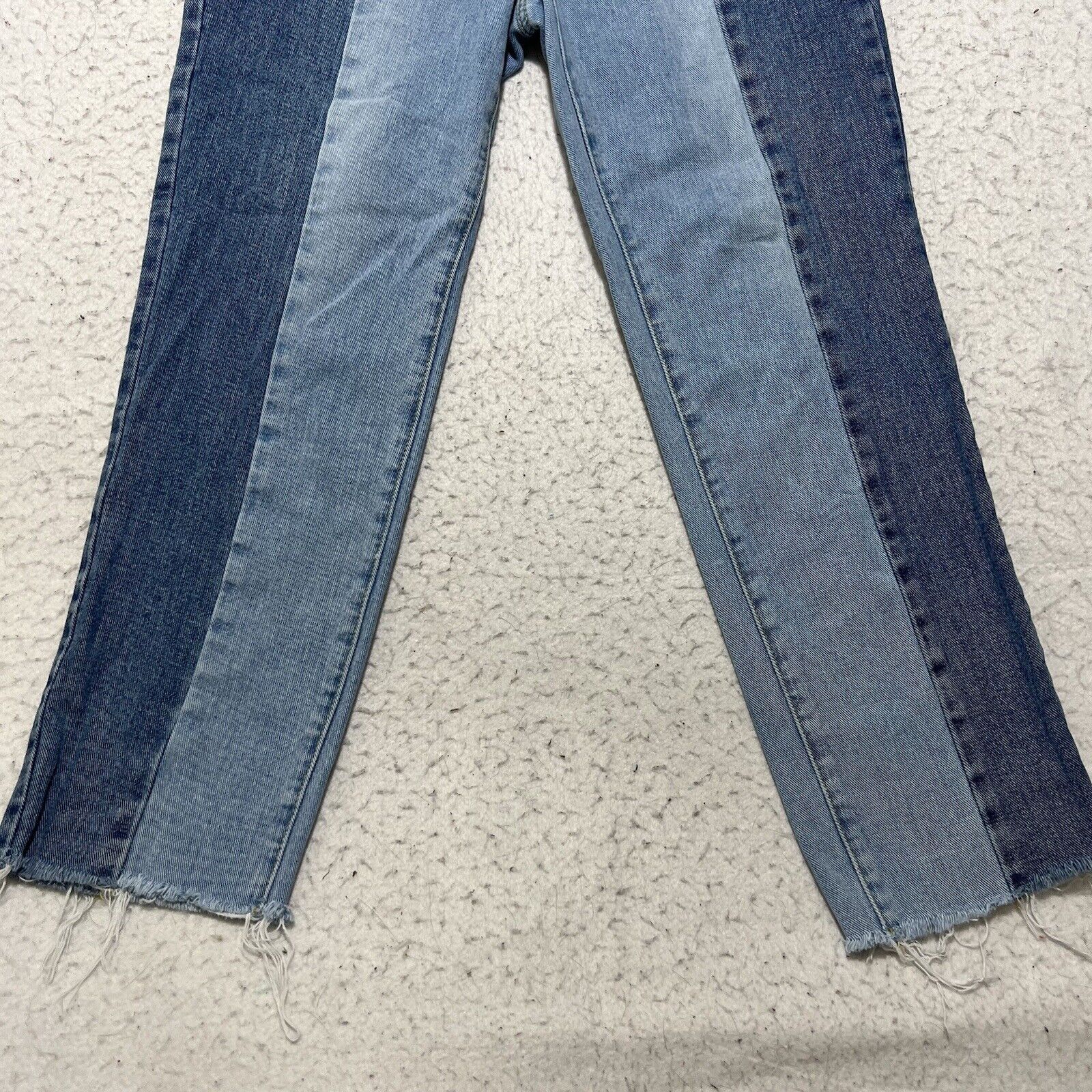 Pacsun PacSun 25 High Rise Straight Leg Button Denim Jeans Blue Size 26" / US 2 / IT 38 - 3 Thumbnail