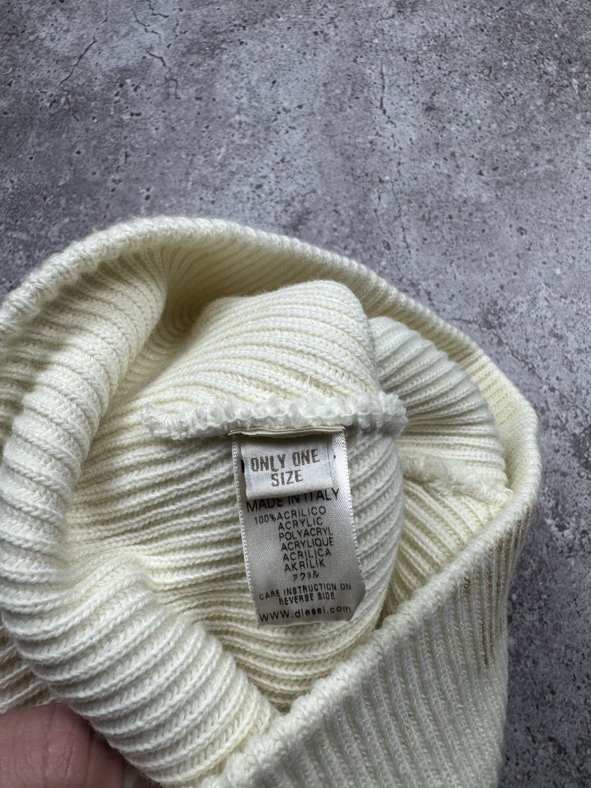 Diesel 🔥VINTAGE DIESEL Y2K BIG LOGO 90’S KNIT BEANIE HAT JAPANESSE🔥 Size ONE SIZE - 5 Thumbnail