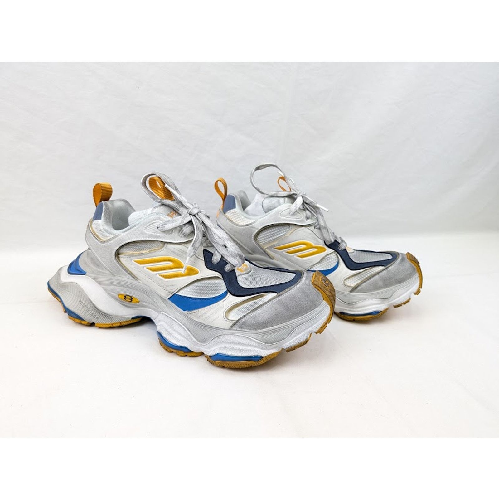 Balenciaga o1rshd1 Cargo Suede Low-Top Sneakers White/Grey/Orange/Blue Size US 10 / EU 43 - 13 Thumbnail